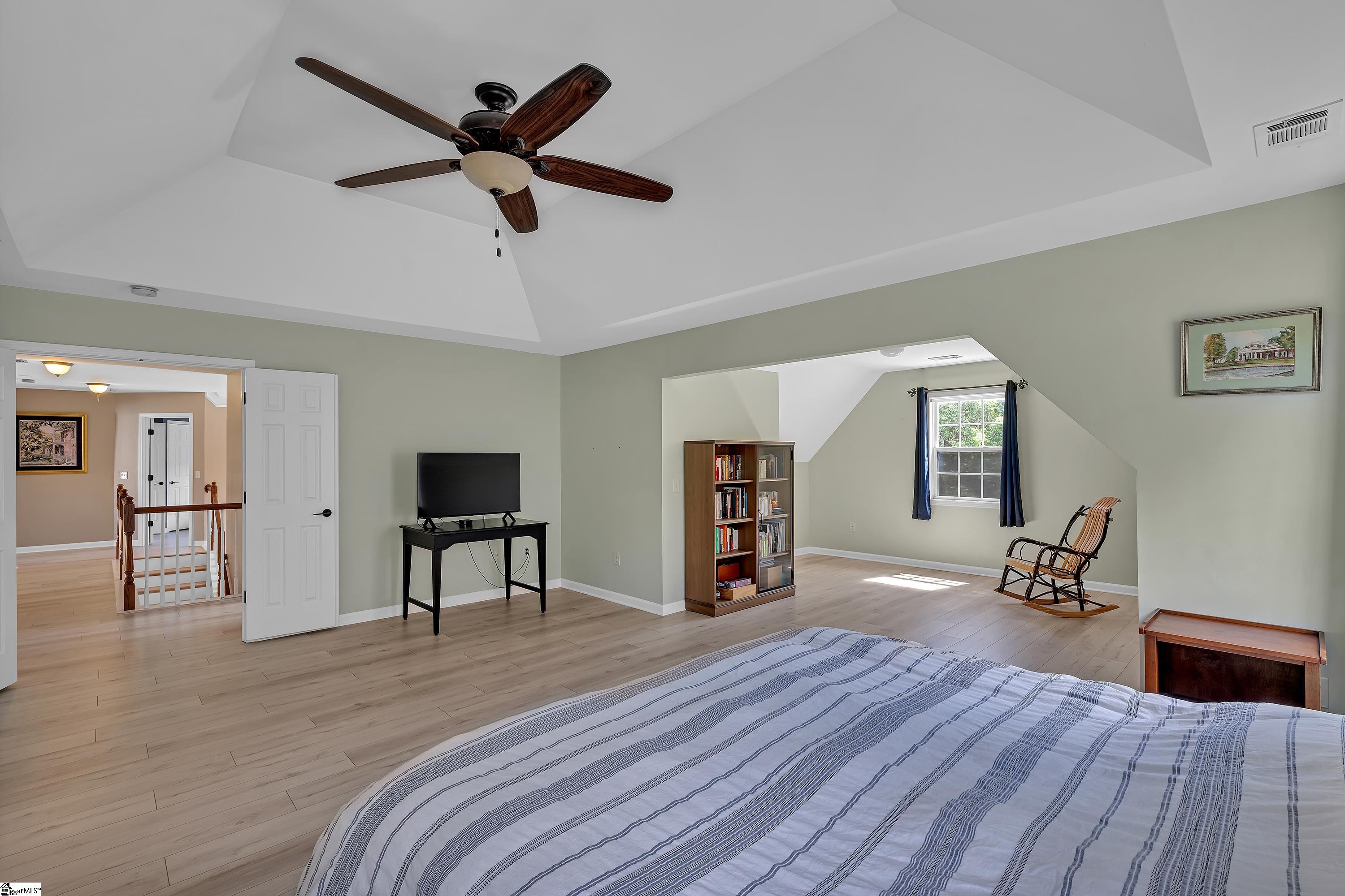 305 Saybrook Road