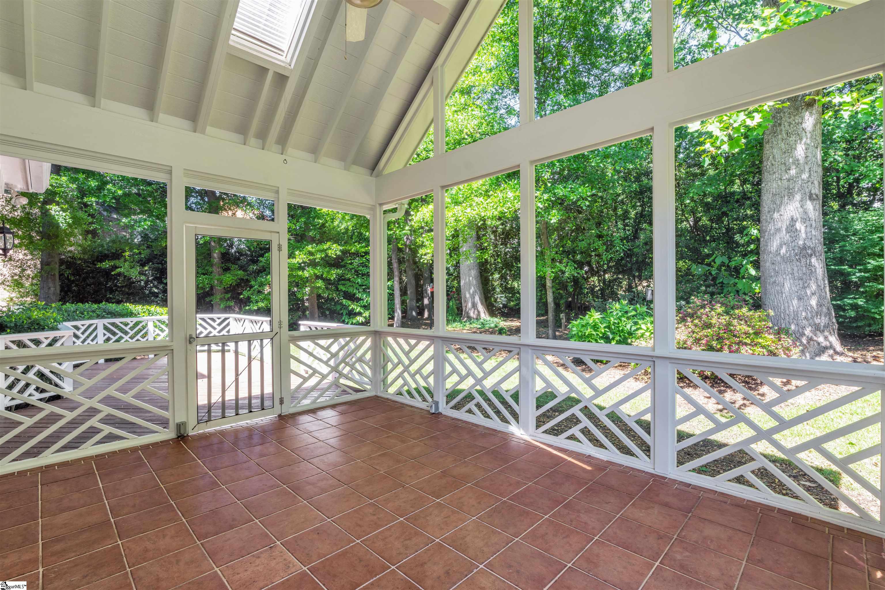 305 Golden Wings Way
