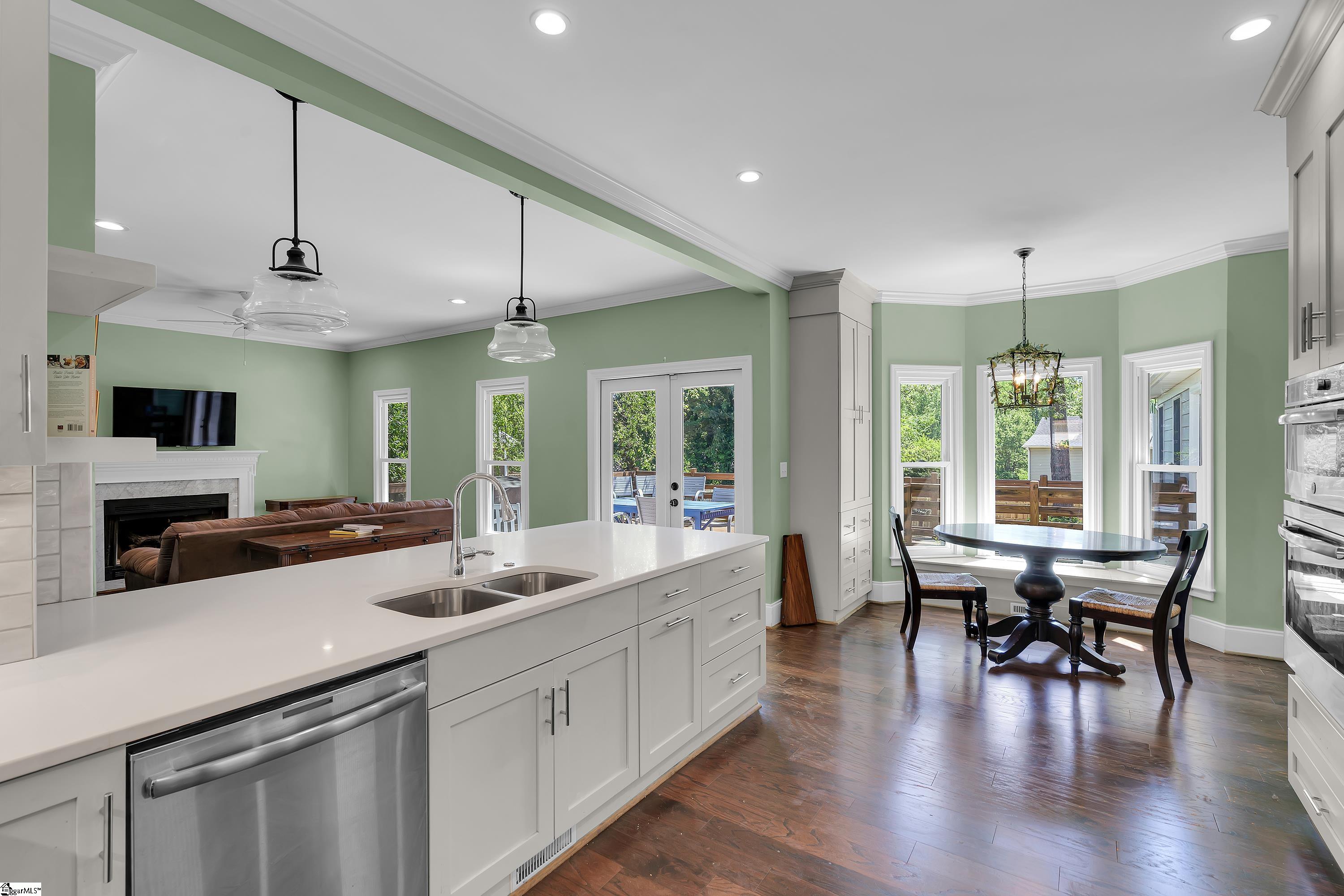 212 Sun Garden Court