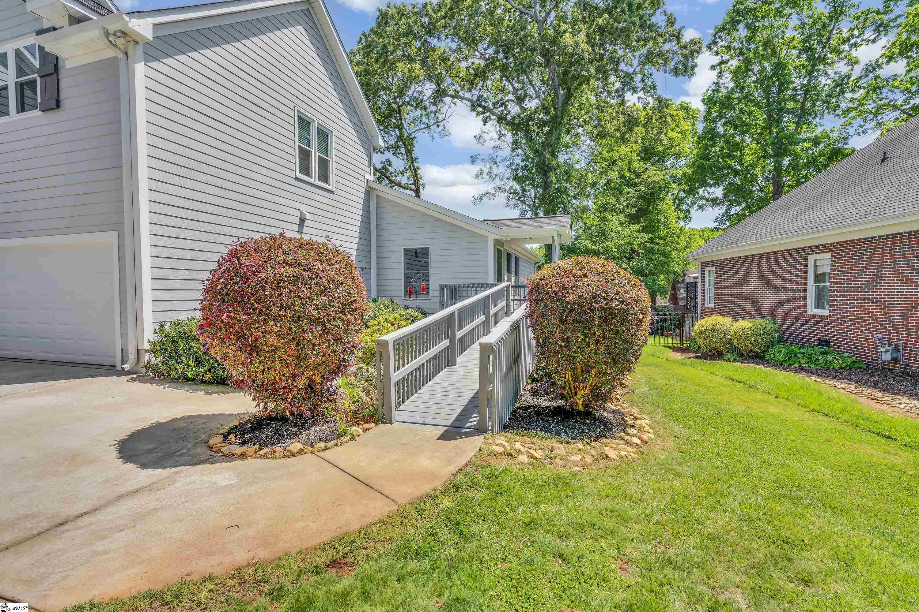212 Sun Garden Court