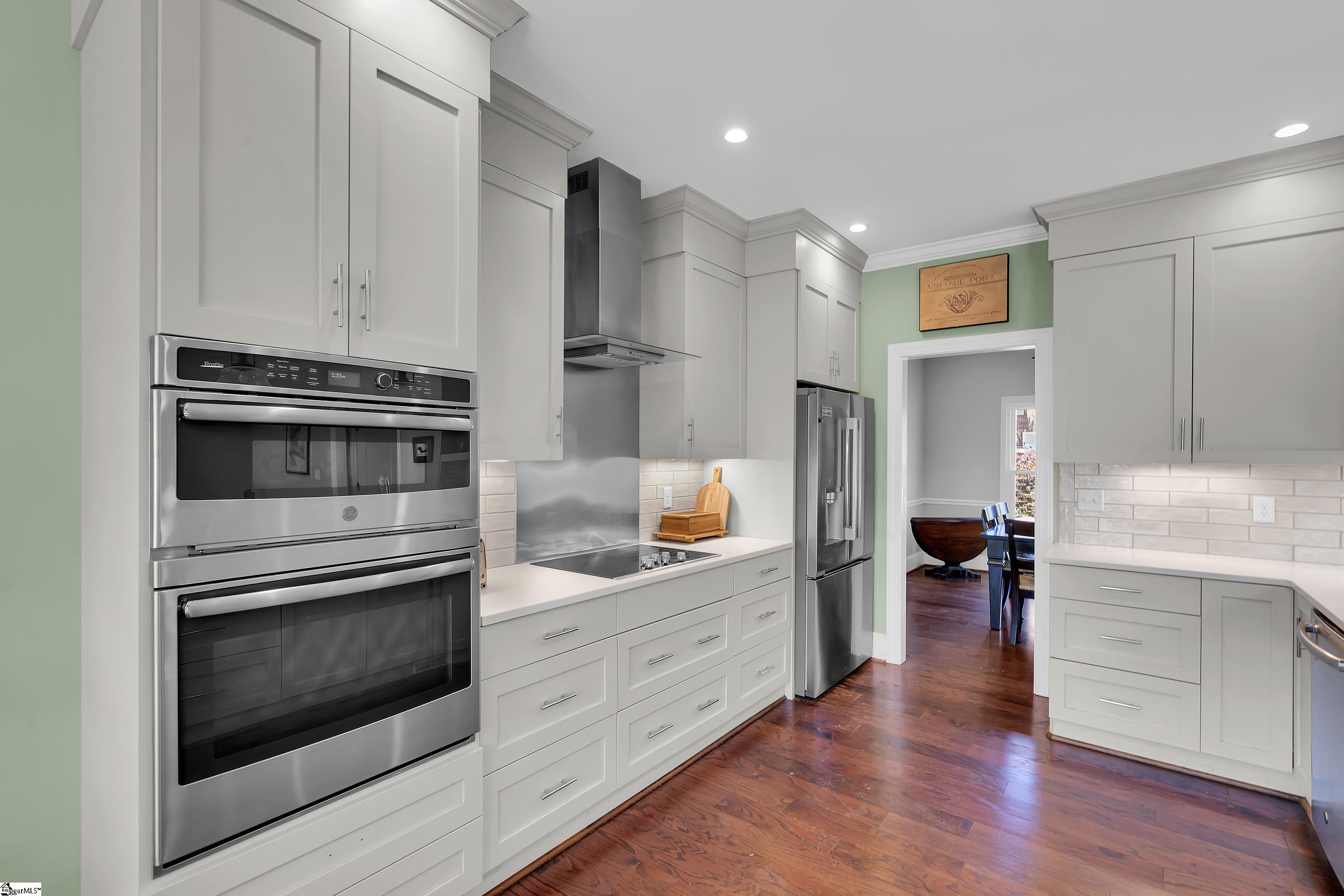 212 Sun Garden Court