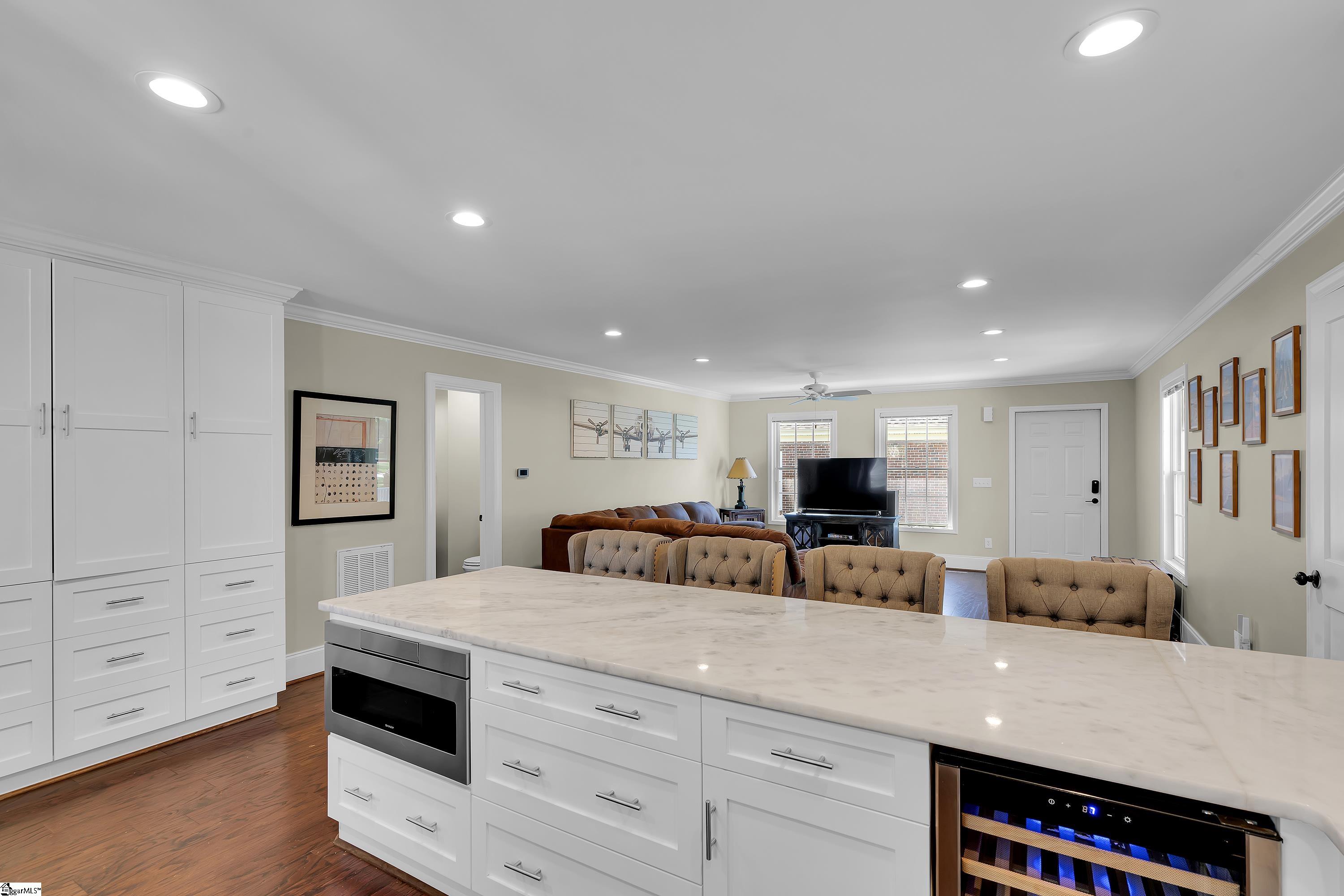 212 Sun Garden Court