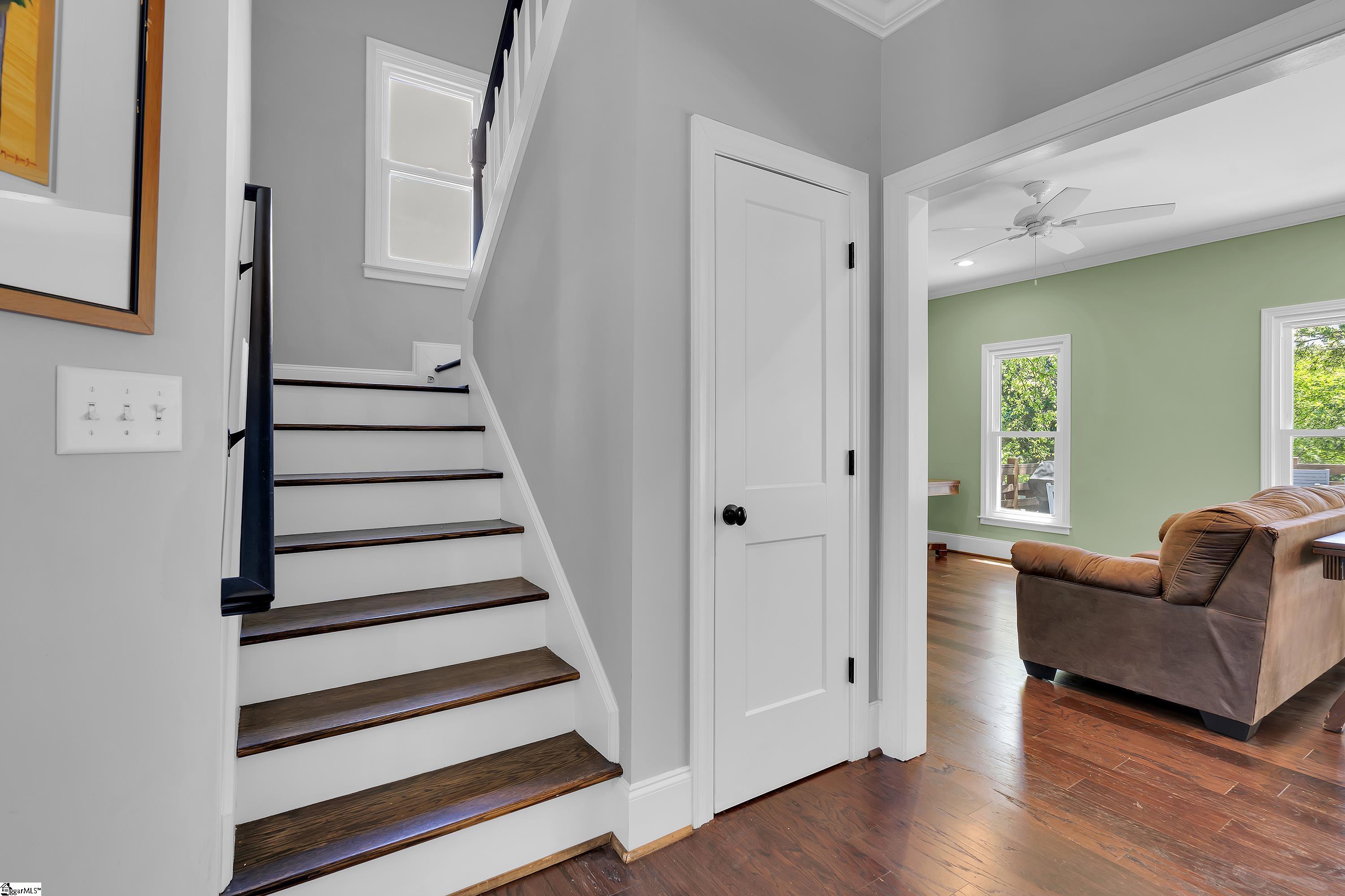 212 Sun Garden Court
