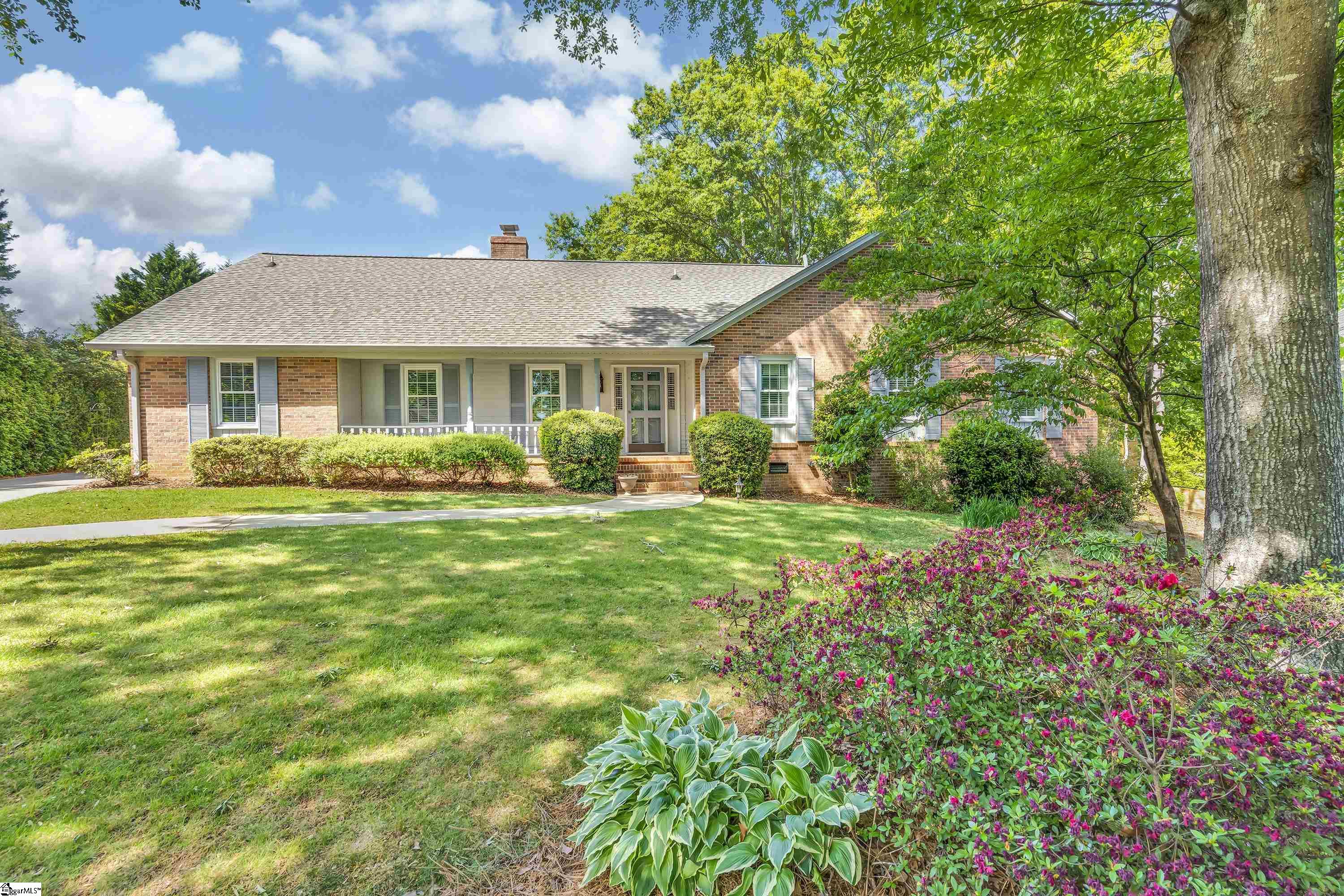 106 N Lady Slipper Lane