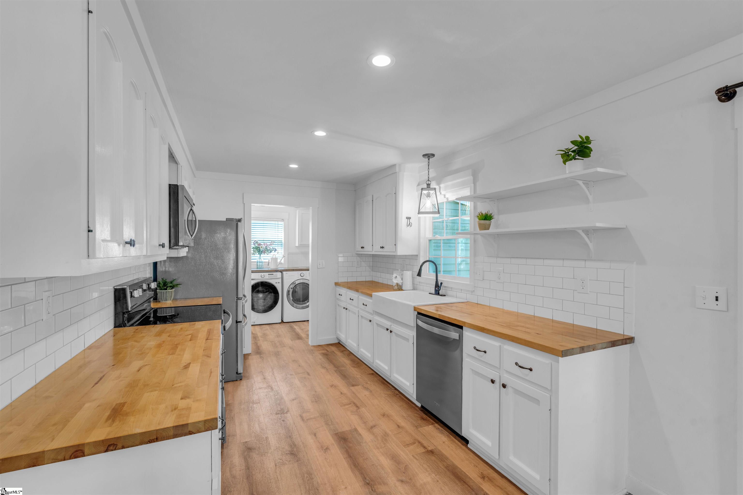 206 Spring View Lane