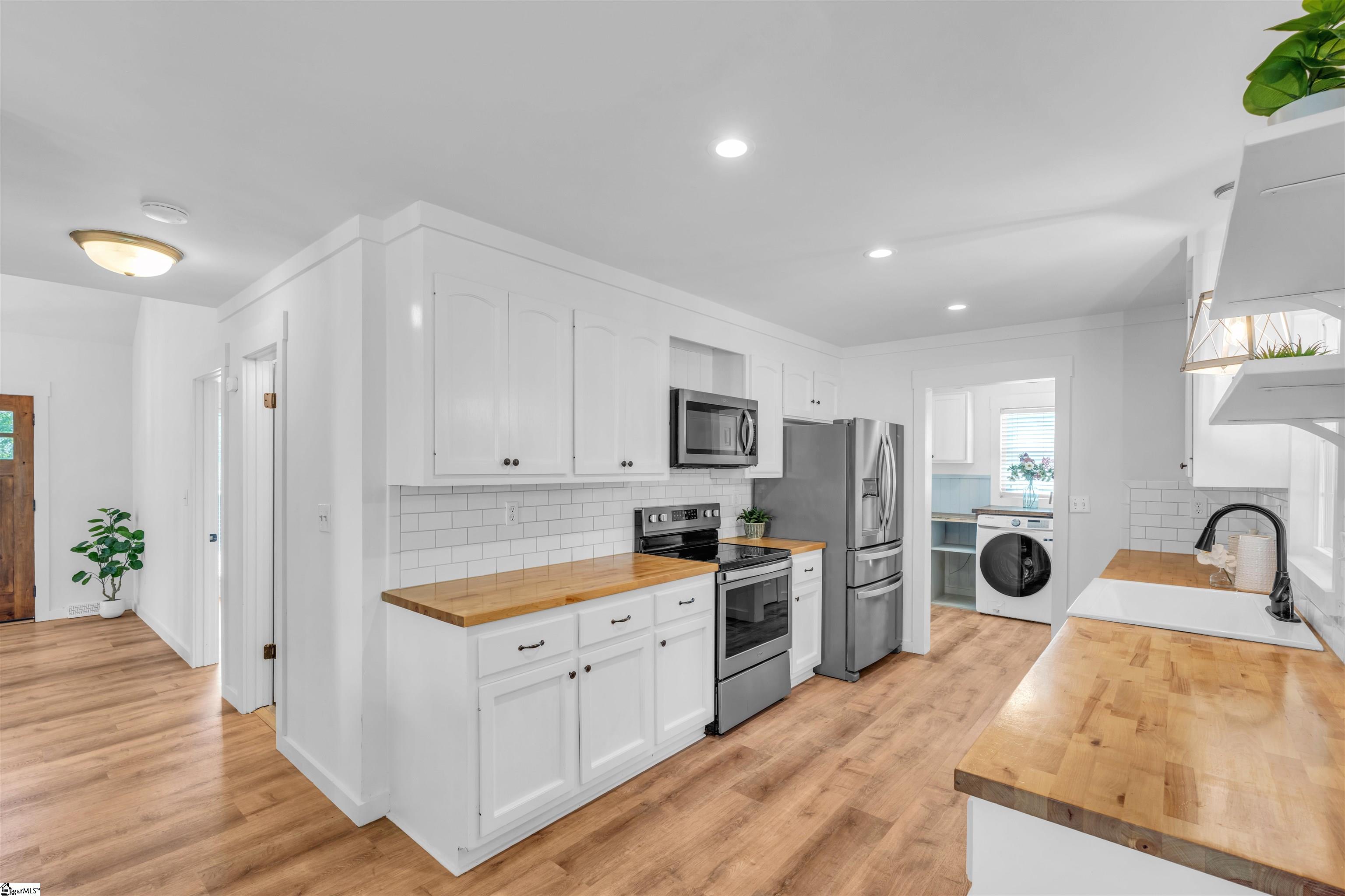 206 Spring View Lane