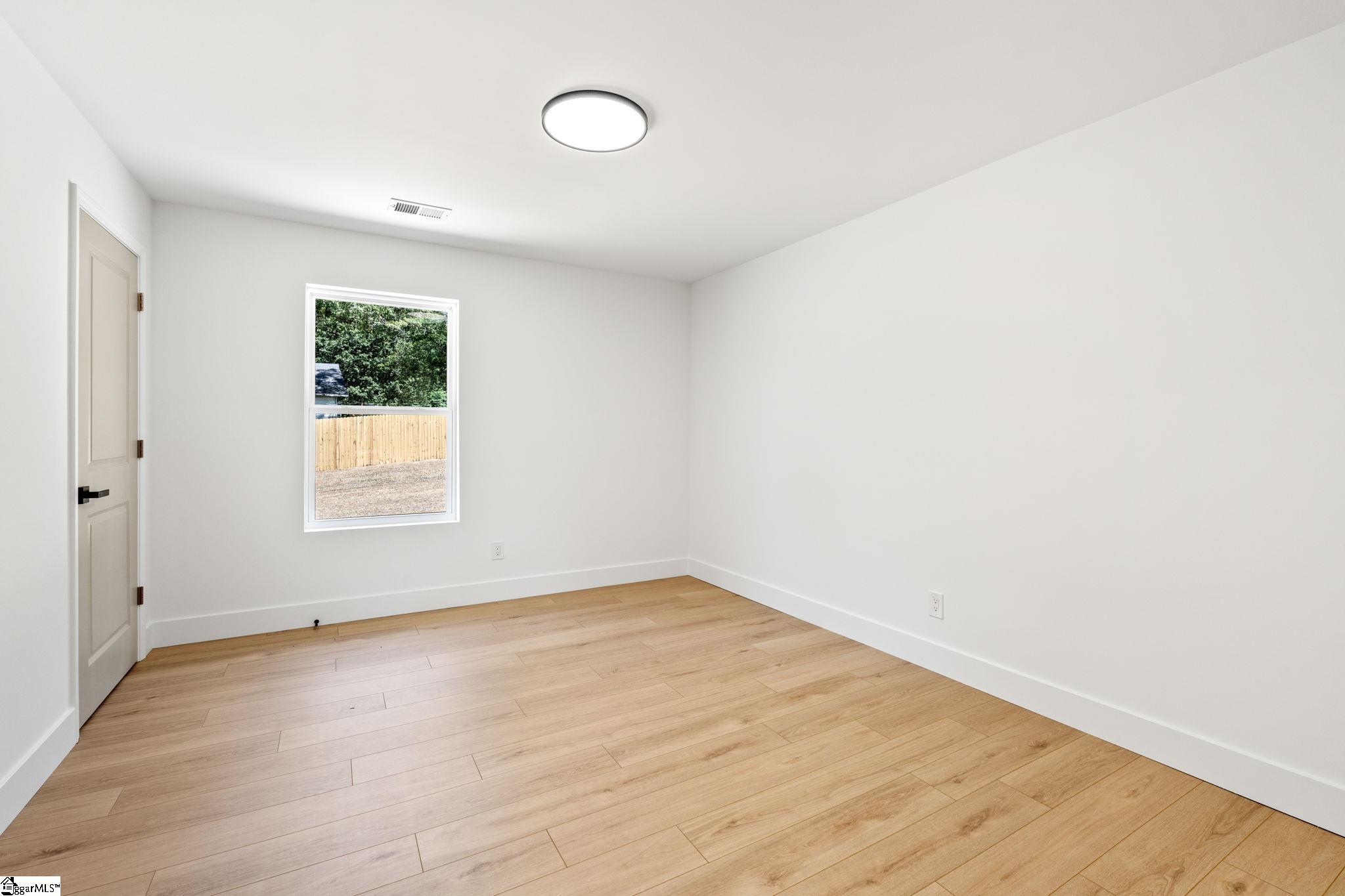 7527 Mapleleaf Drive