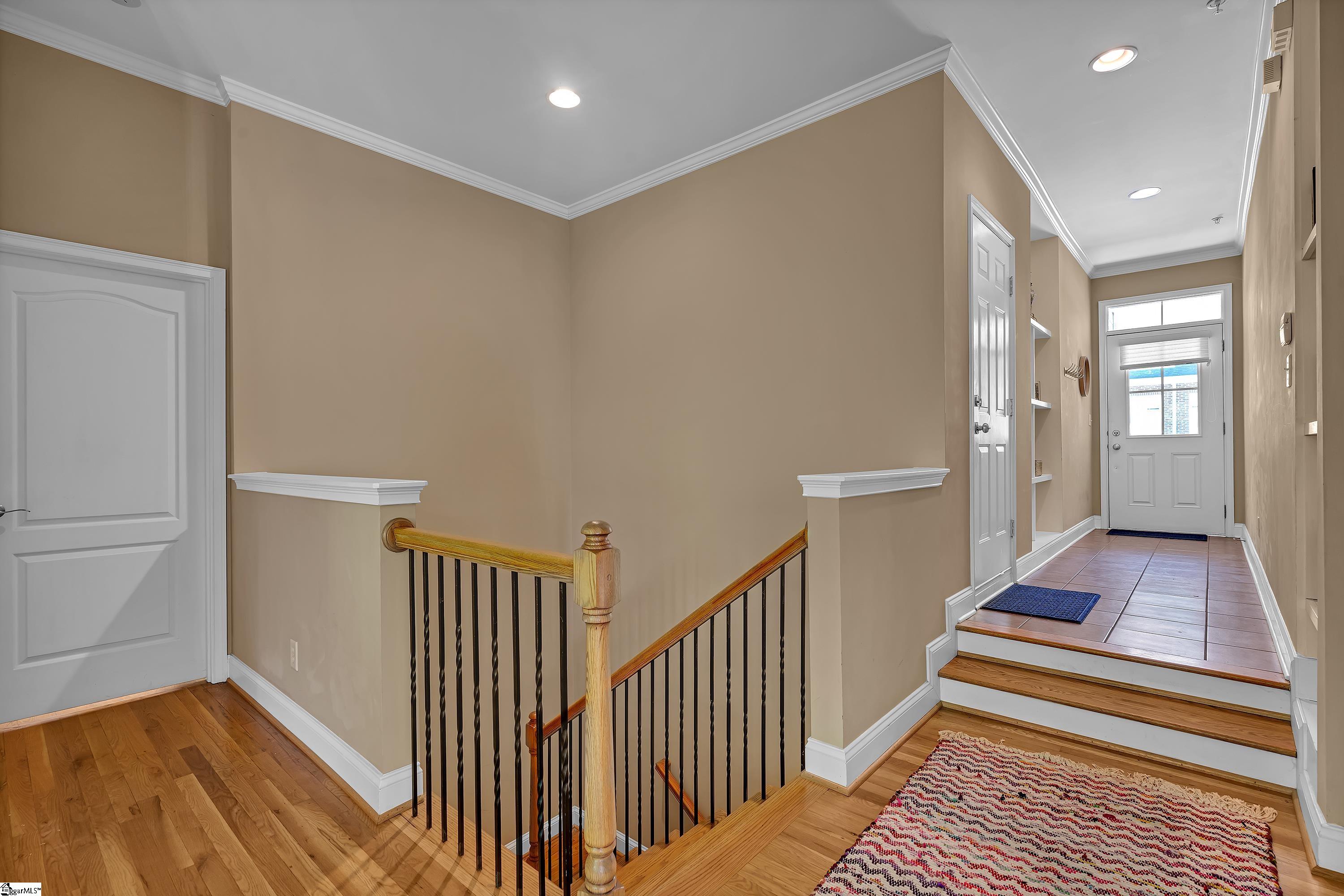18 B Edge Court