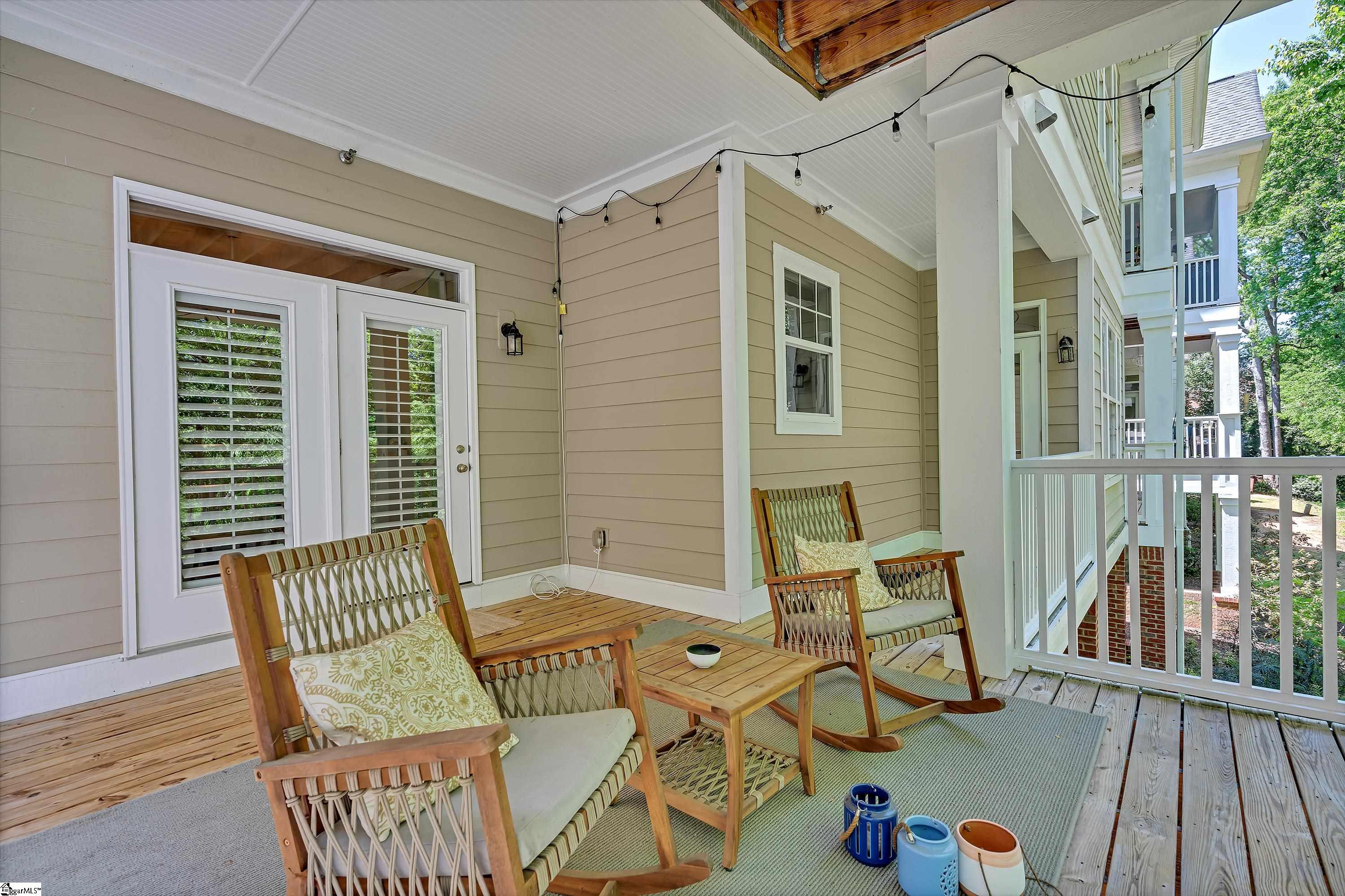 18 B Edge Court