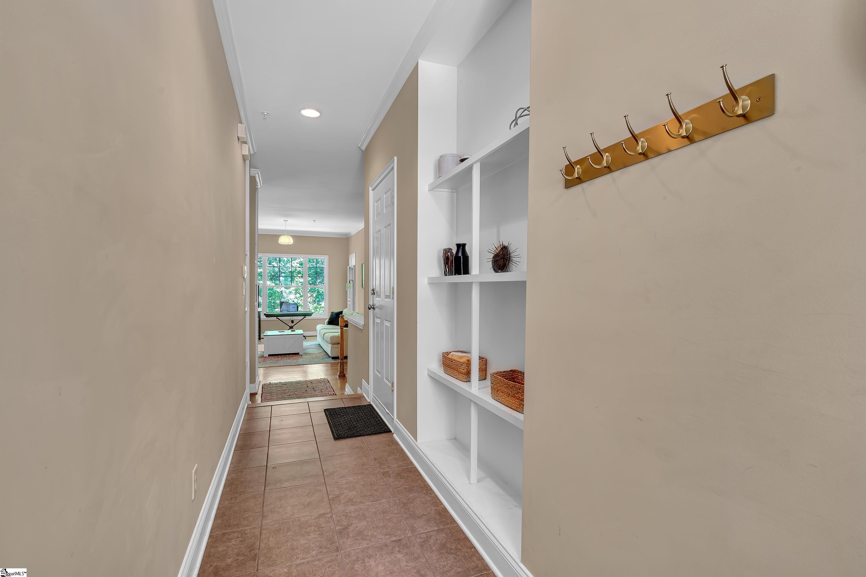 18 B Edge Court