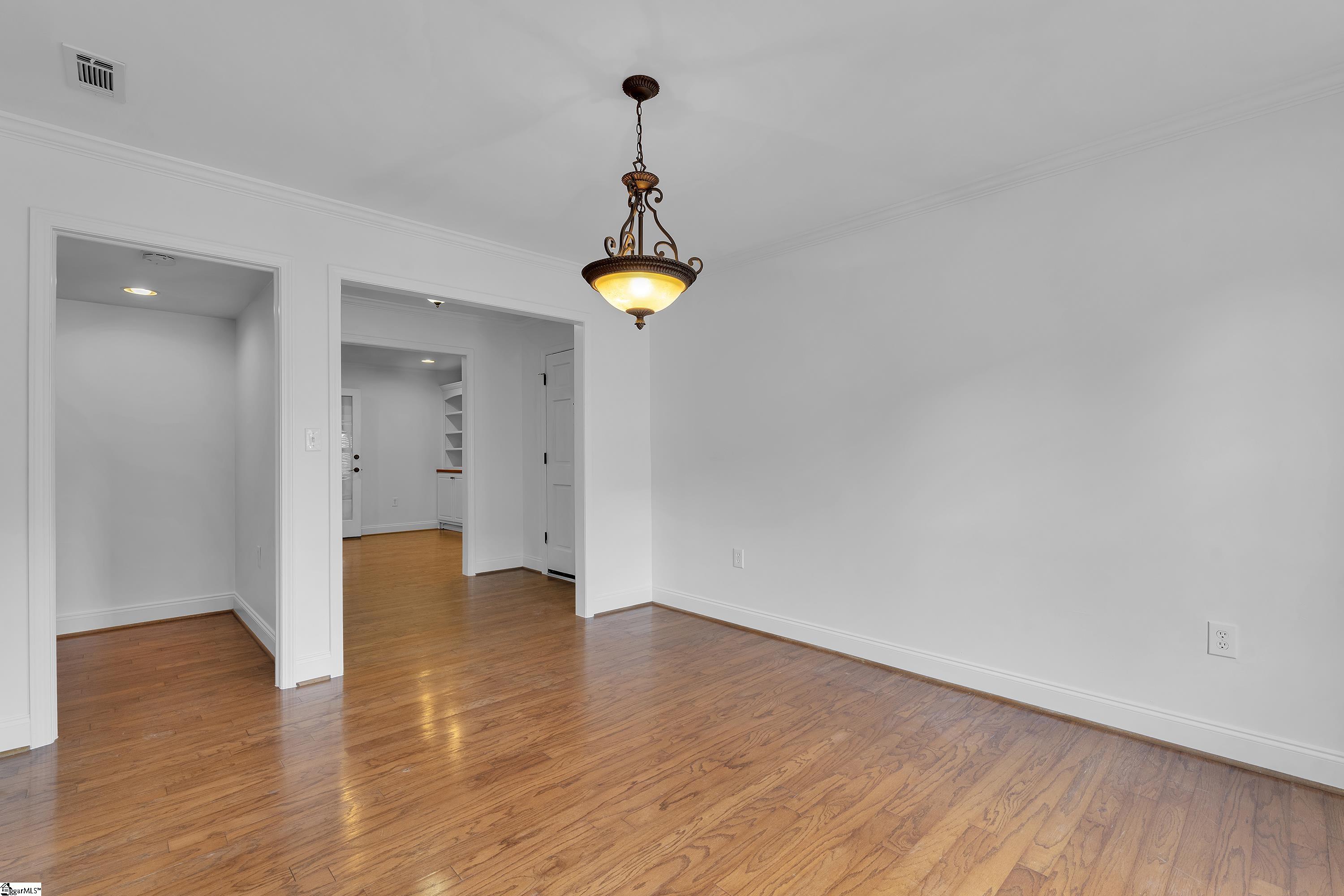 925 Cleveland Street Unit 277 Unit: Unit #277