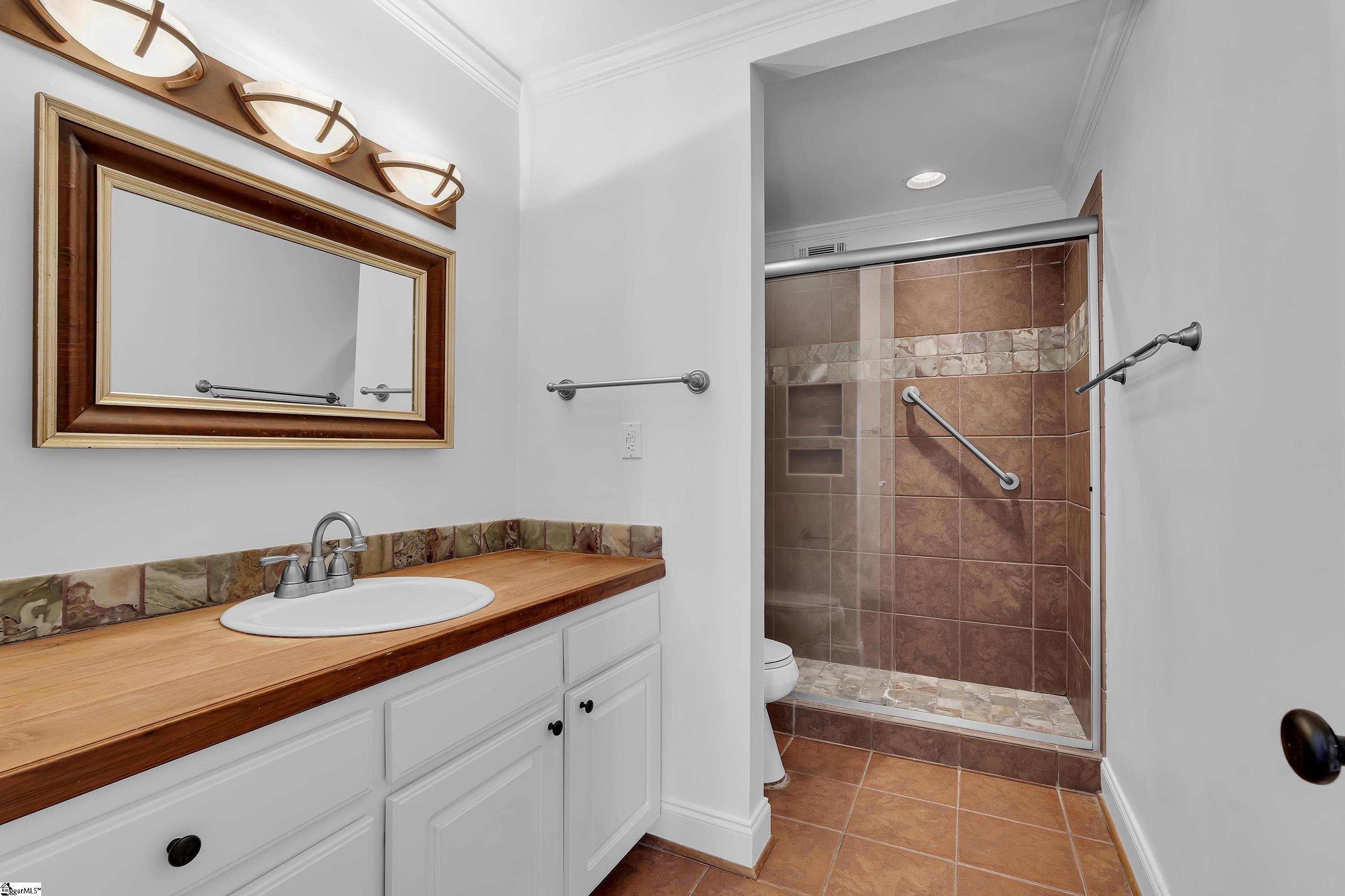 925 Cleveland Street Unit 277 Unit: Unit #277