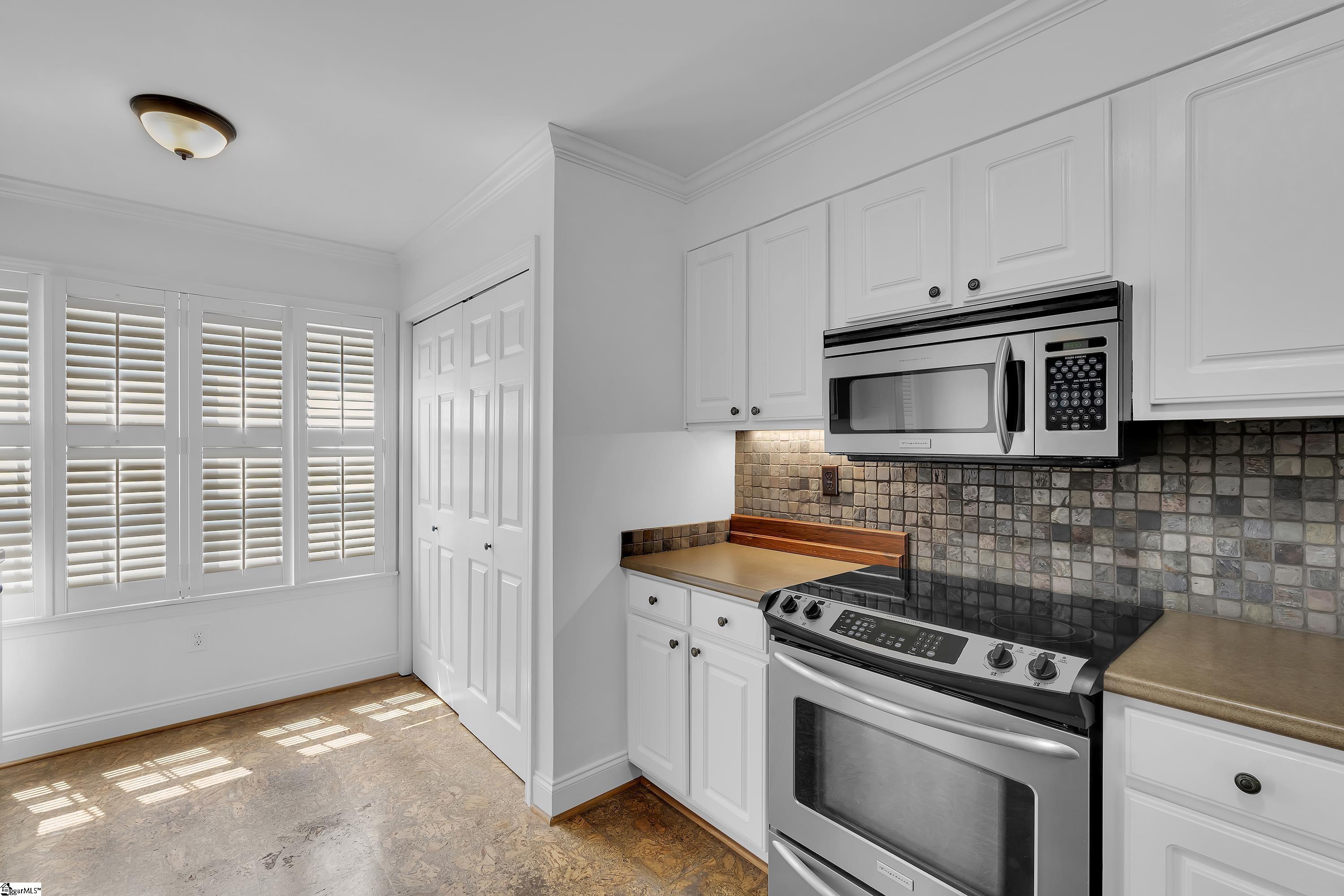 925 Cleveland Street Unit 277 Unit: Unit #277