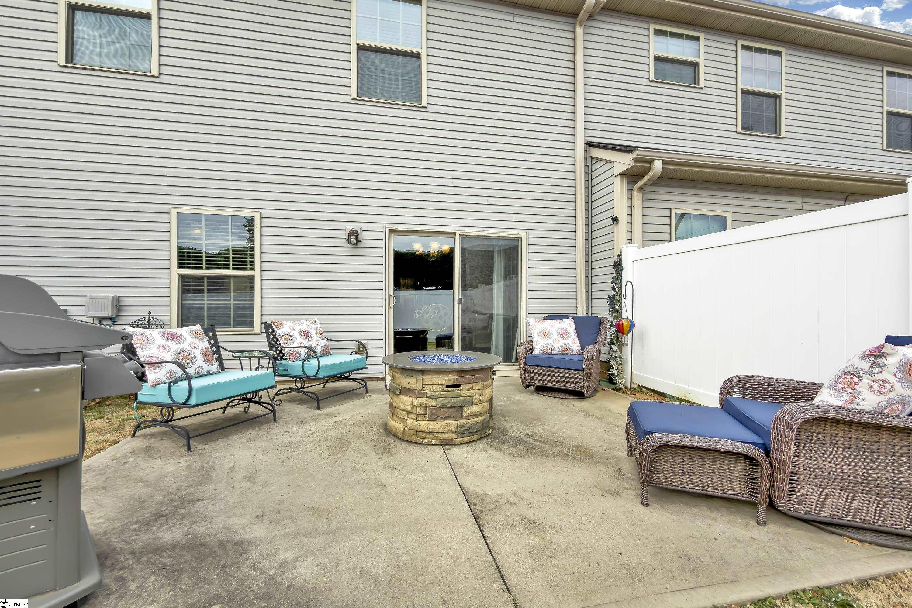 210 Alderside Place