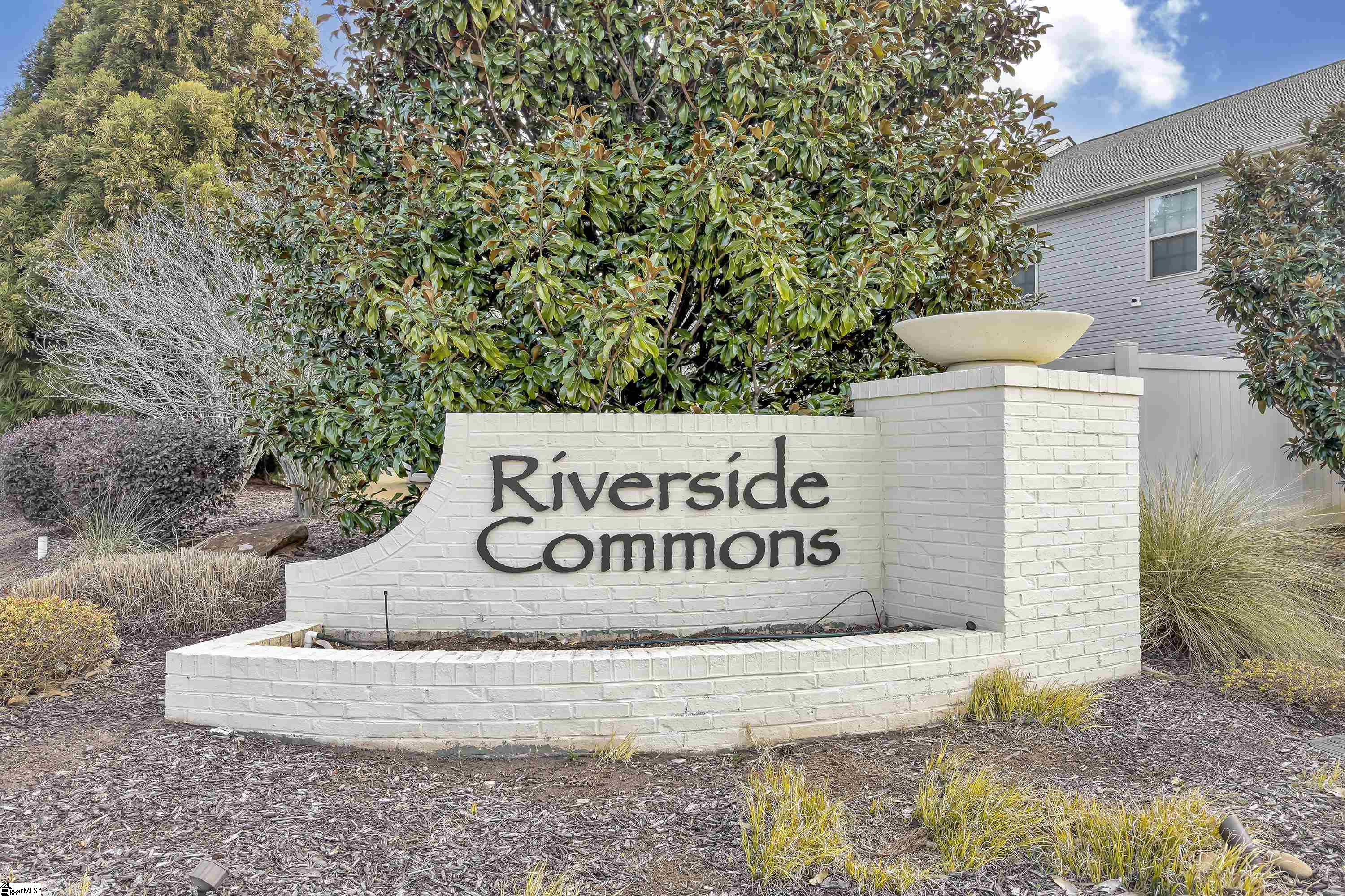 210 Alderside Place