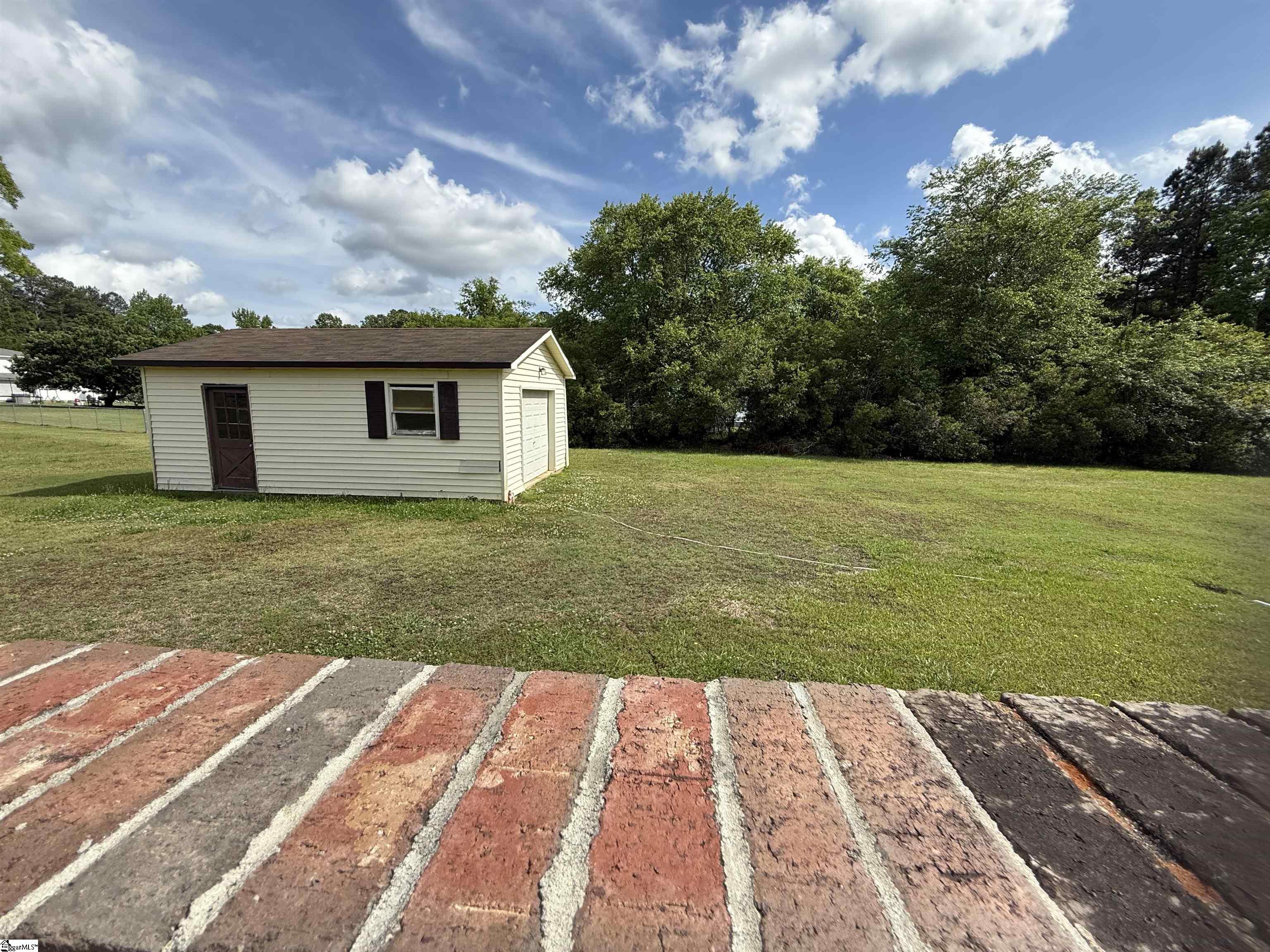 127 Tanglewood Drive