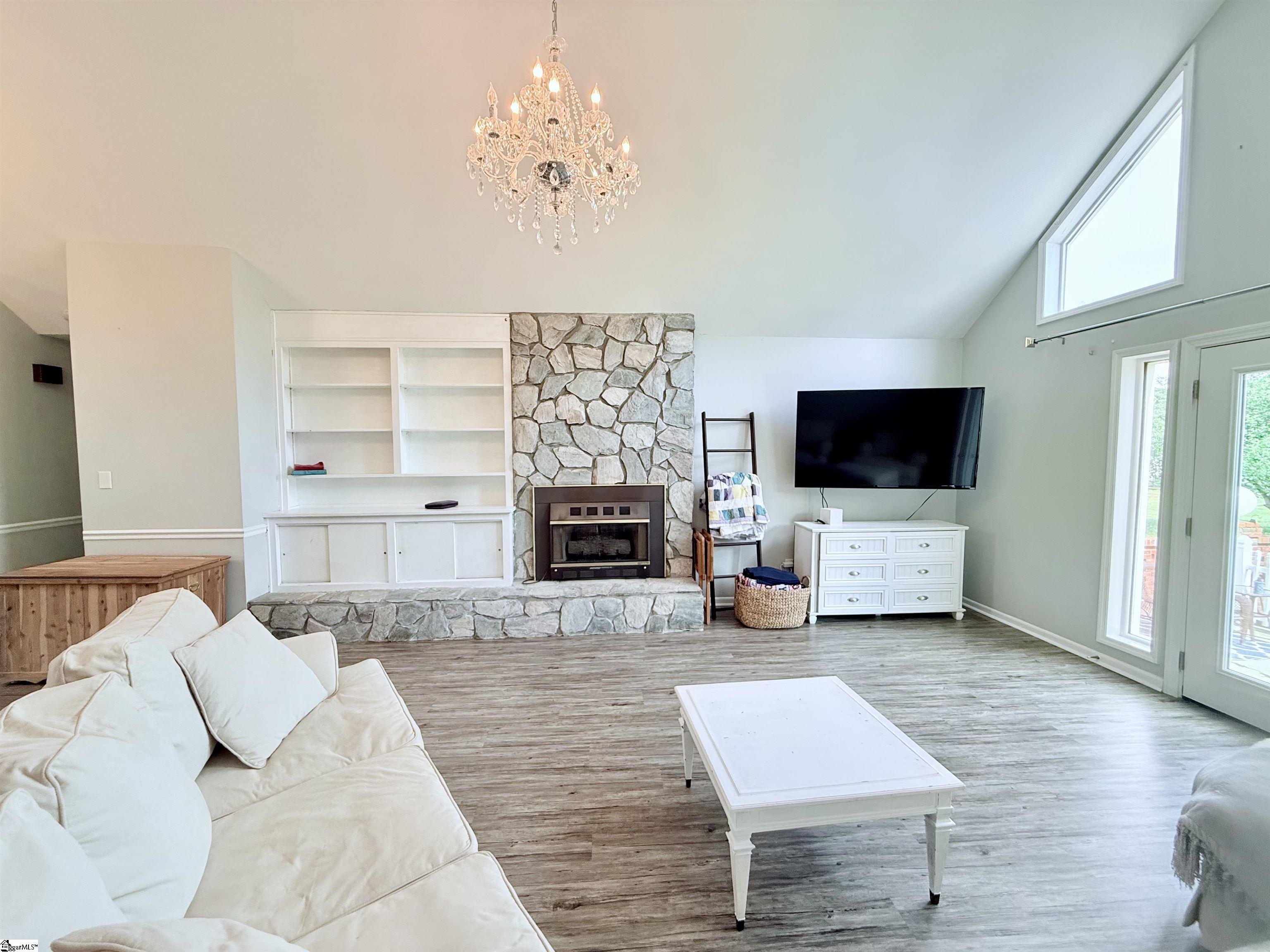127 Tanglewood Drive