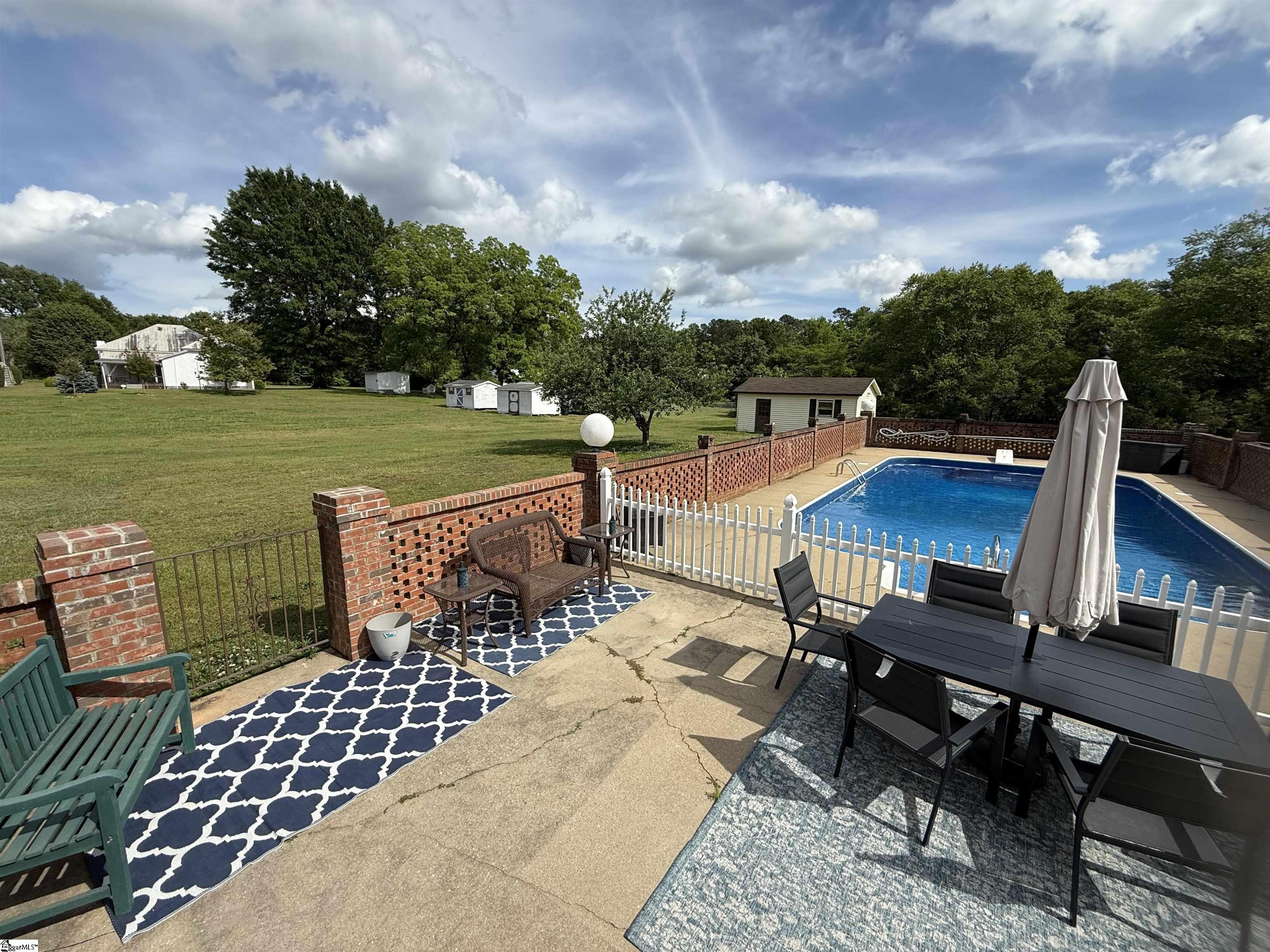 127 Tanglewood Drive