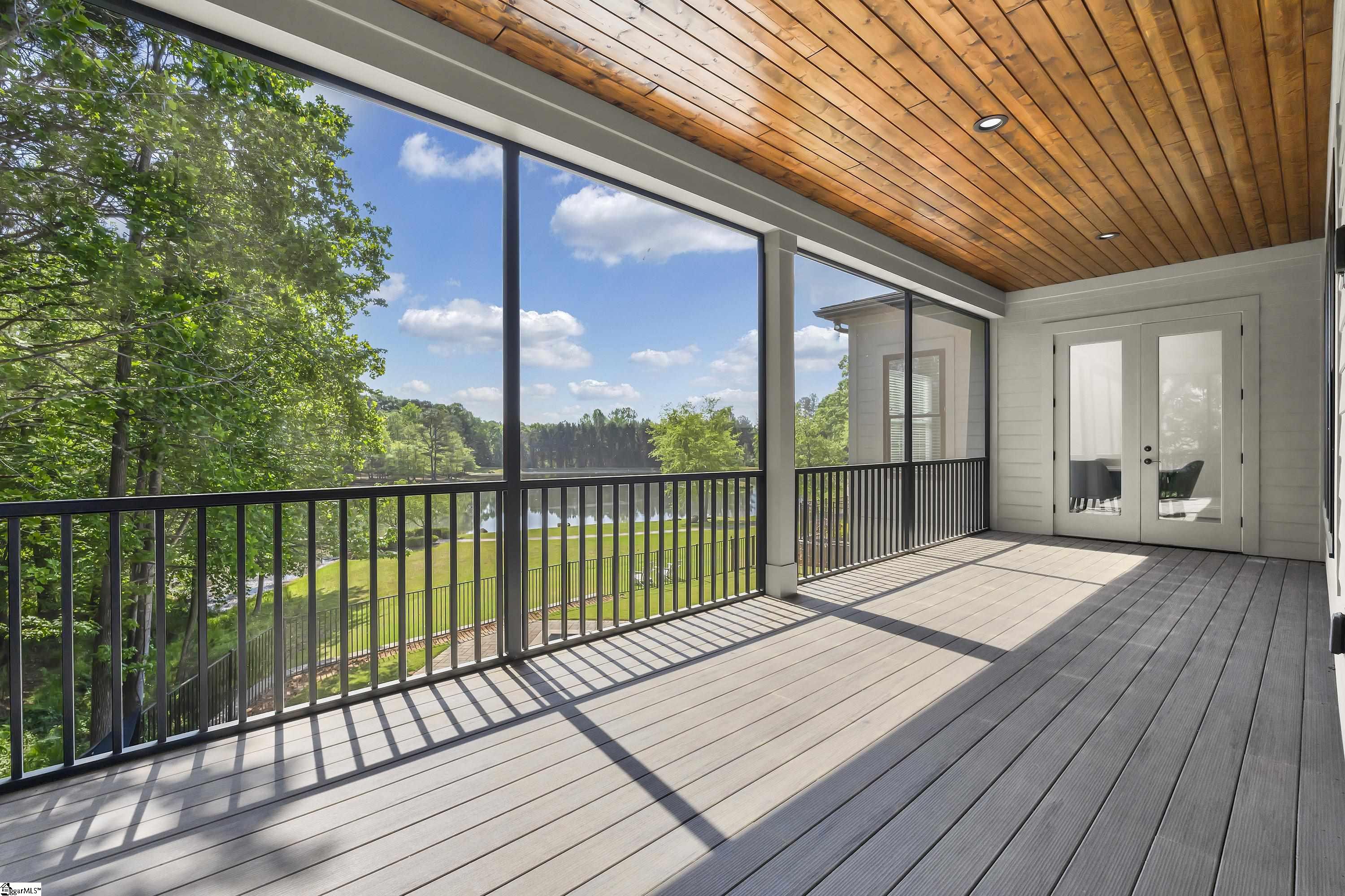 201 Chestnut Pond Lane