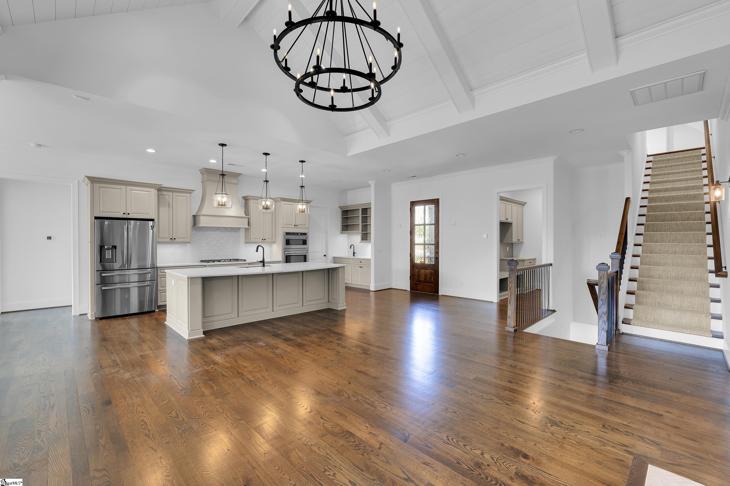 201 Chestnut Pond Lane