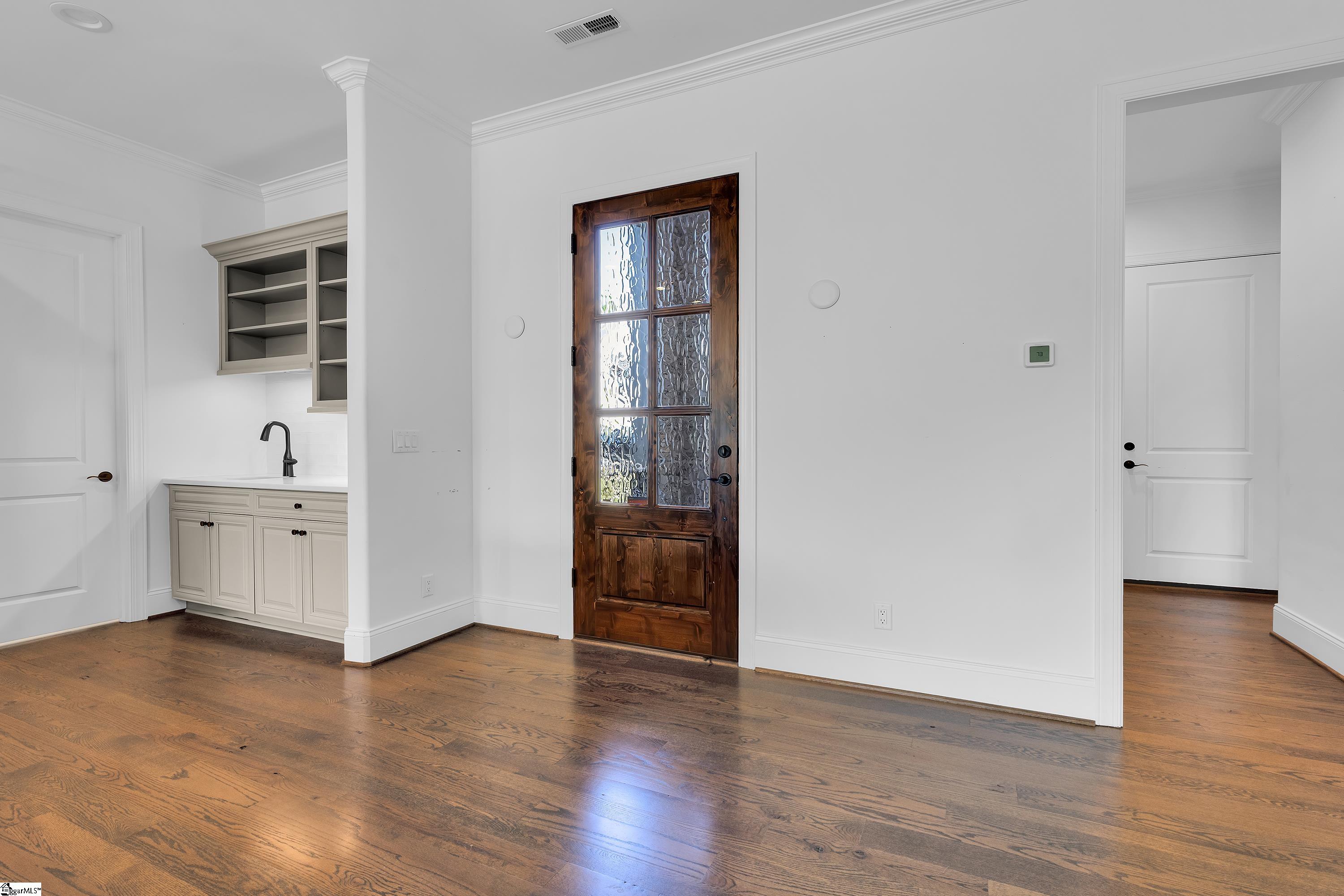 201 Chestnut Pond Lane