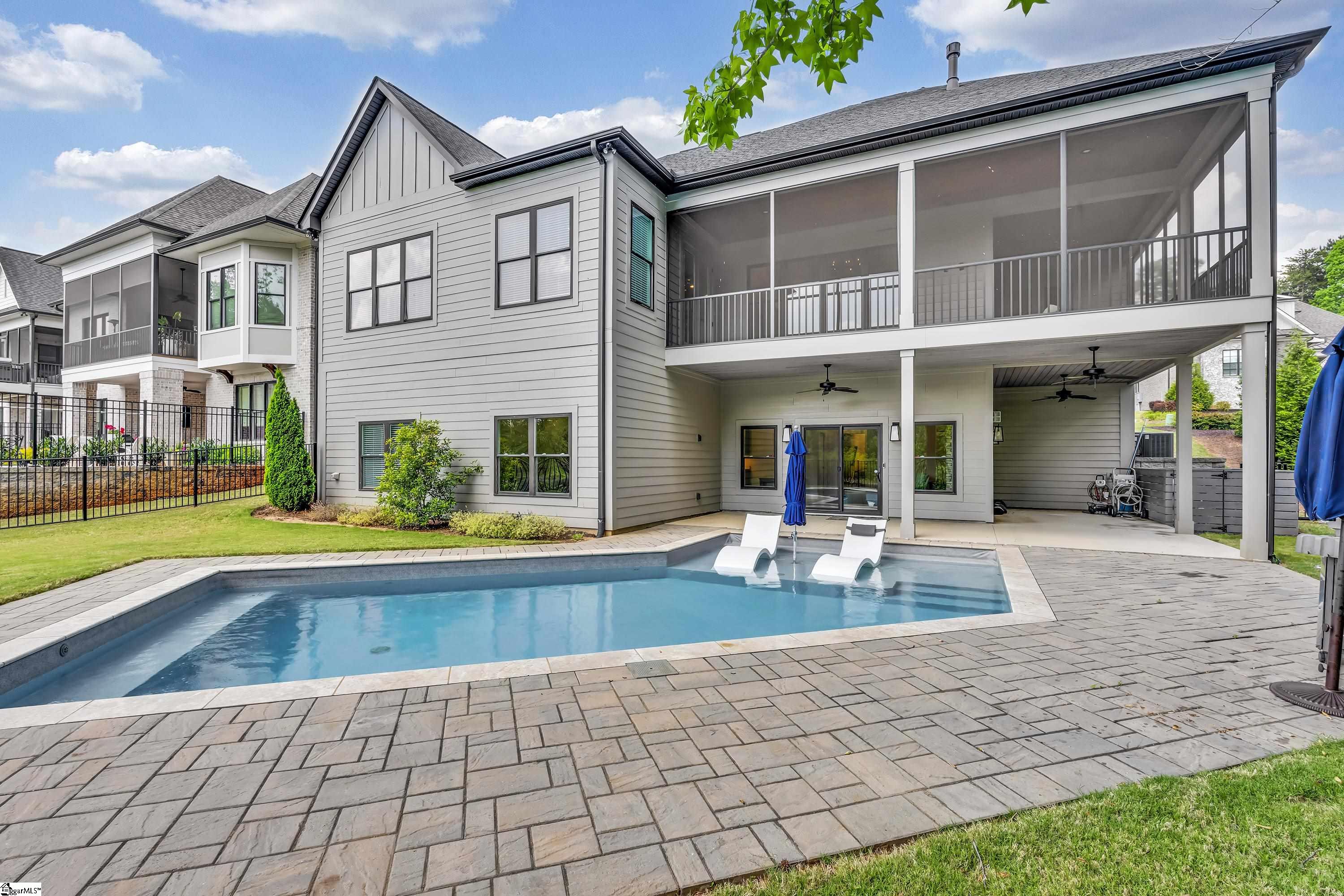 201 Chestnut Pond Lane