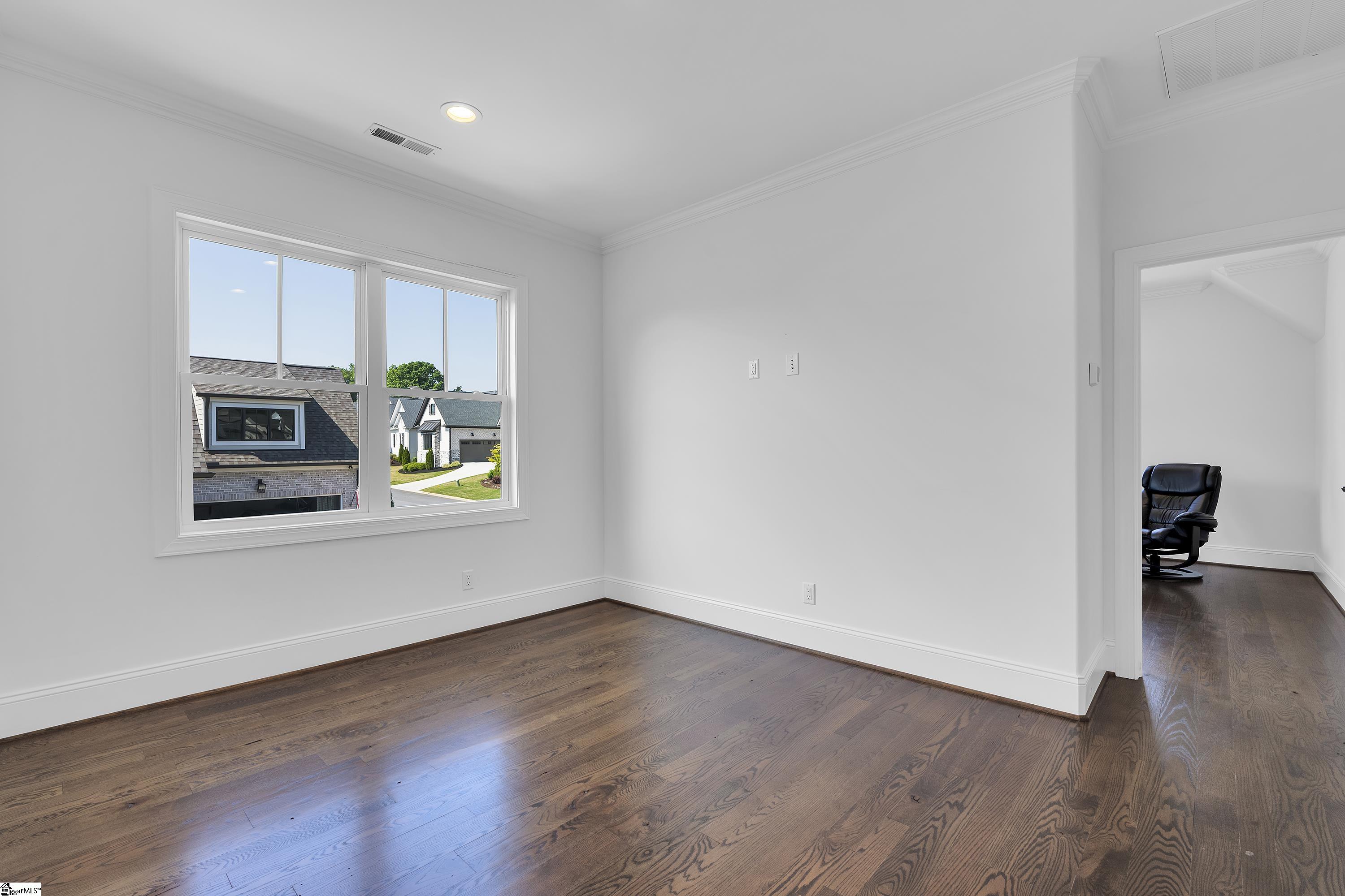 201 Chestnut Pond Lane