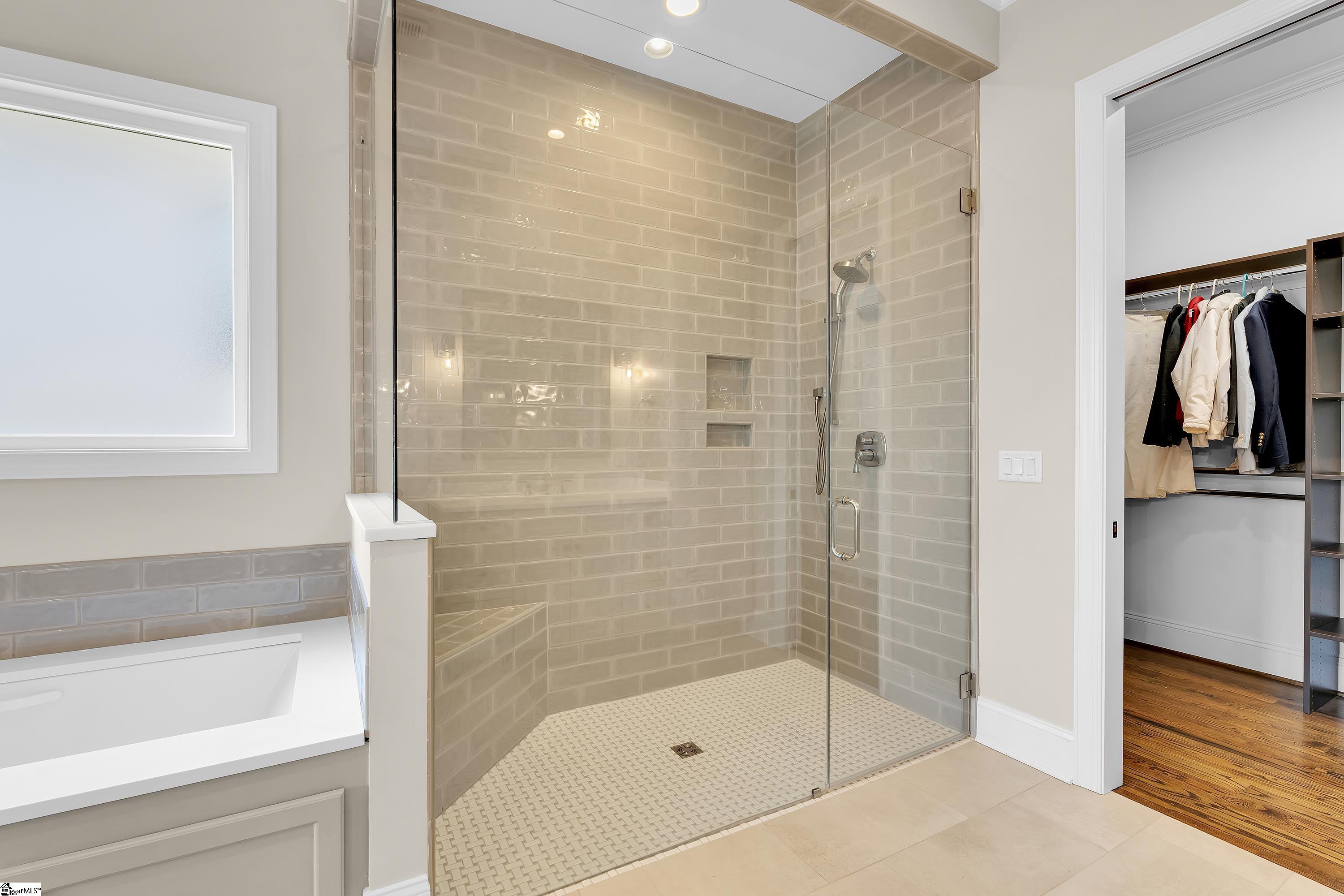 201 Chestnut Pond Lane