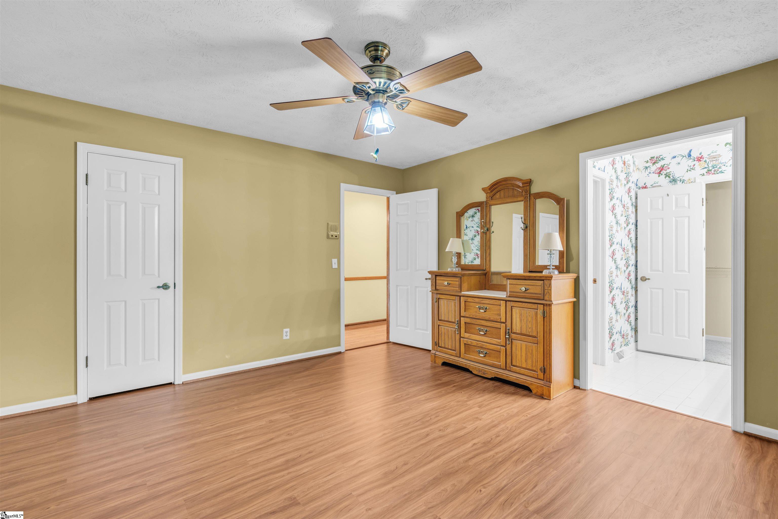 1 Dove Tree Road