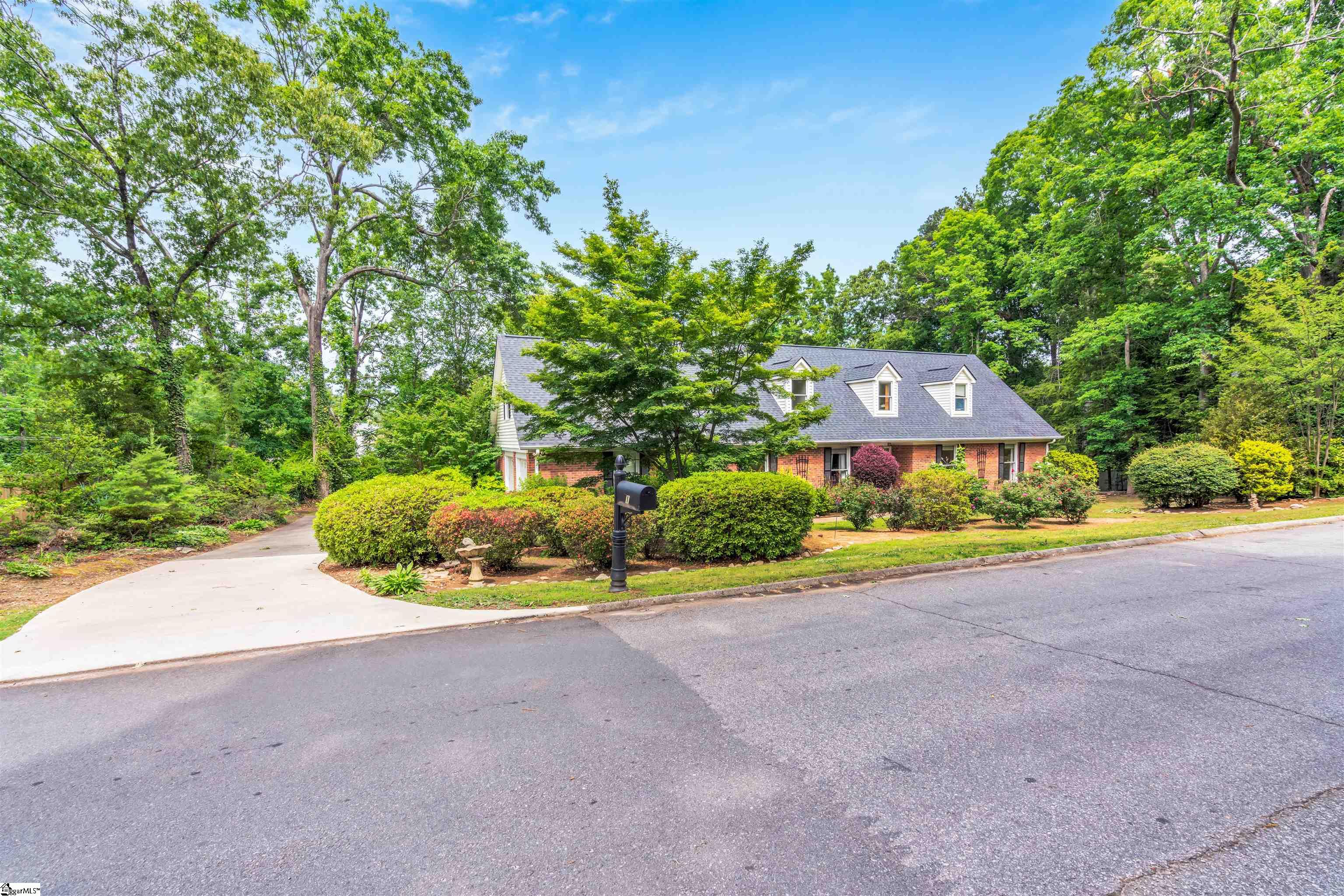 1 Dove Tree Road