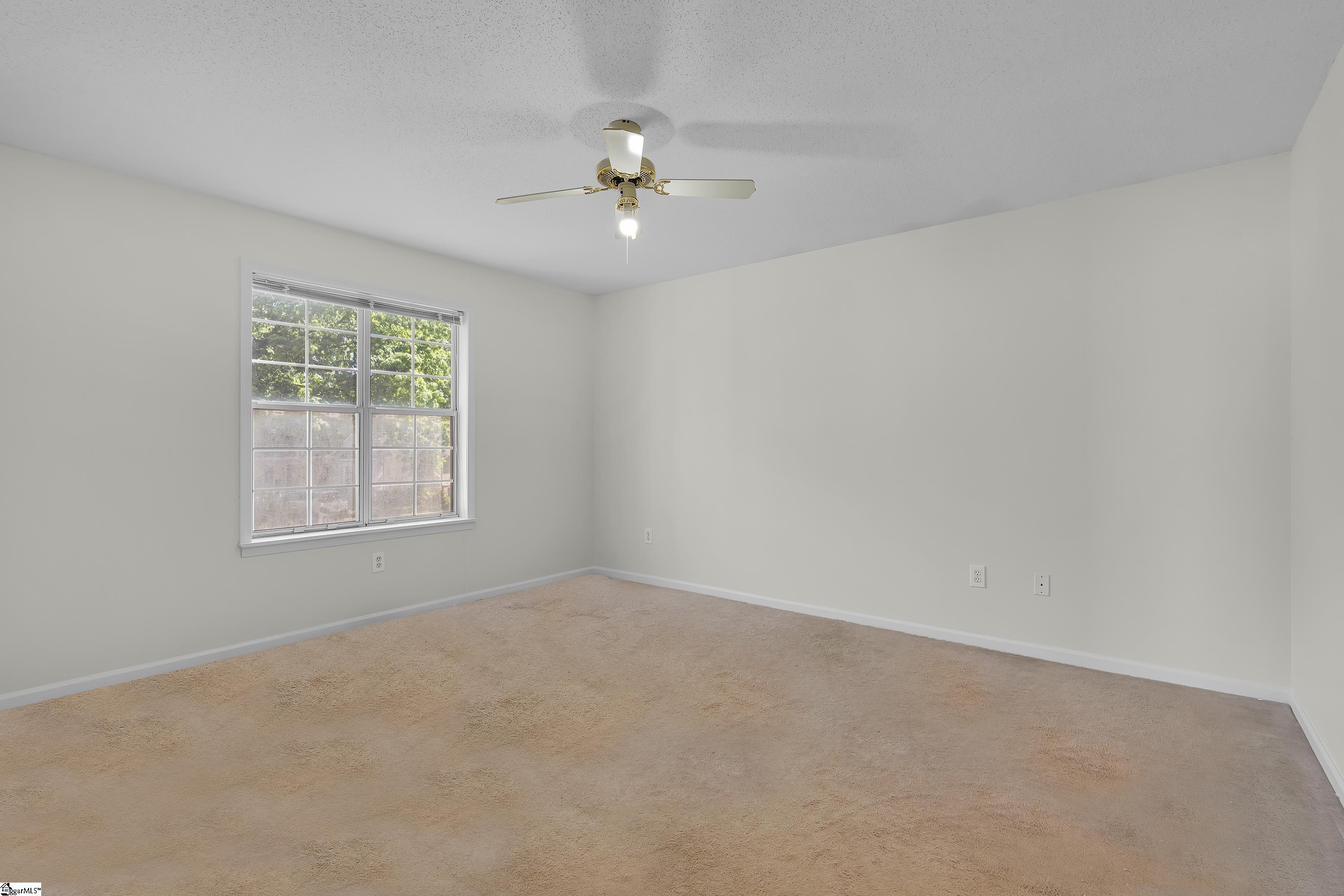 1028 Summit Drive