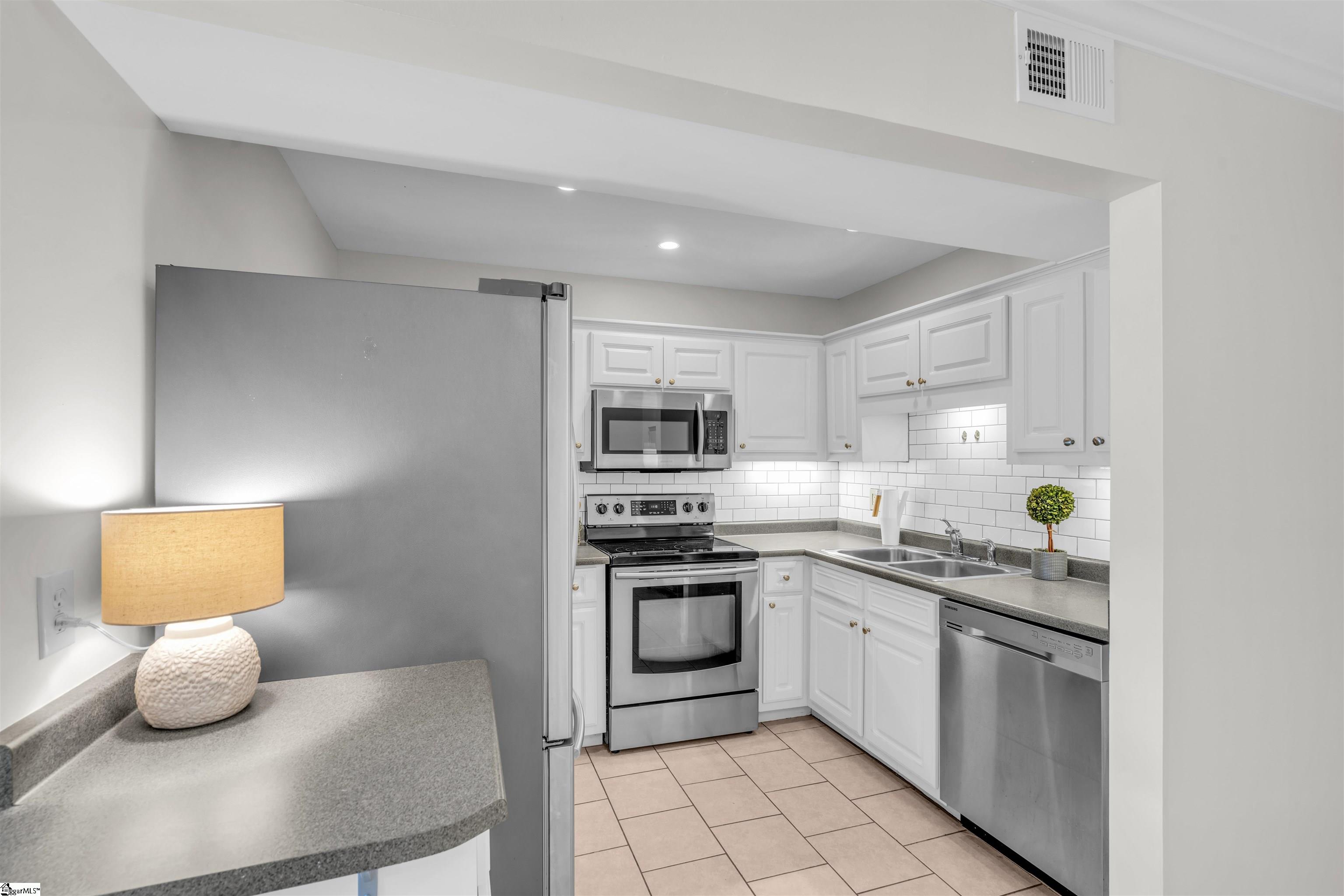 925 Cleveland Street Unit 55 Unit: Unit #55