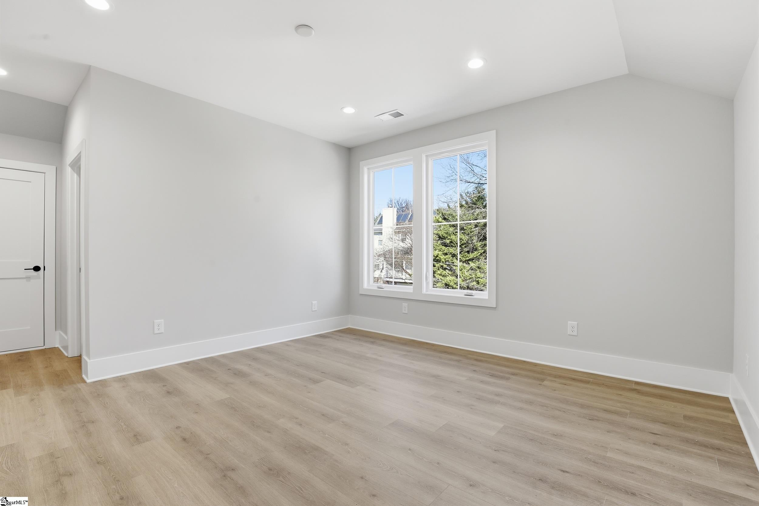 75 Mcneil Court
