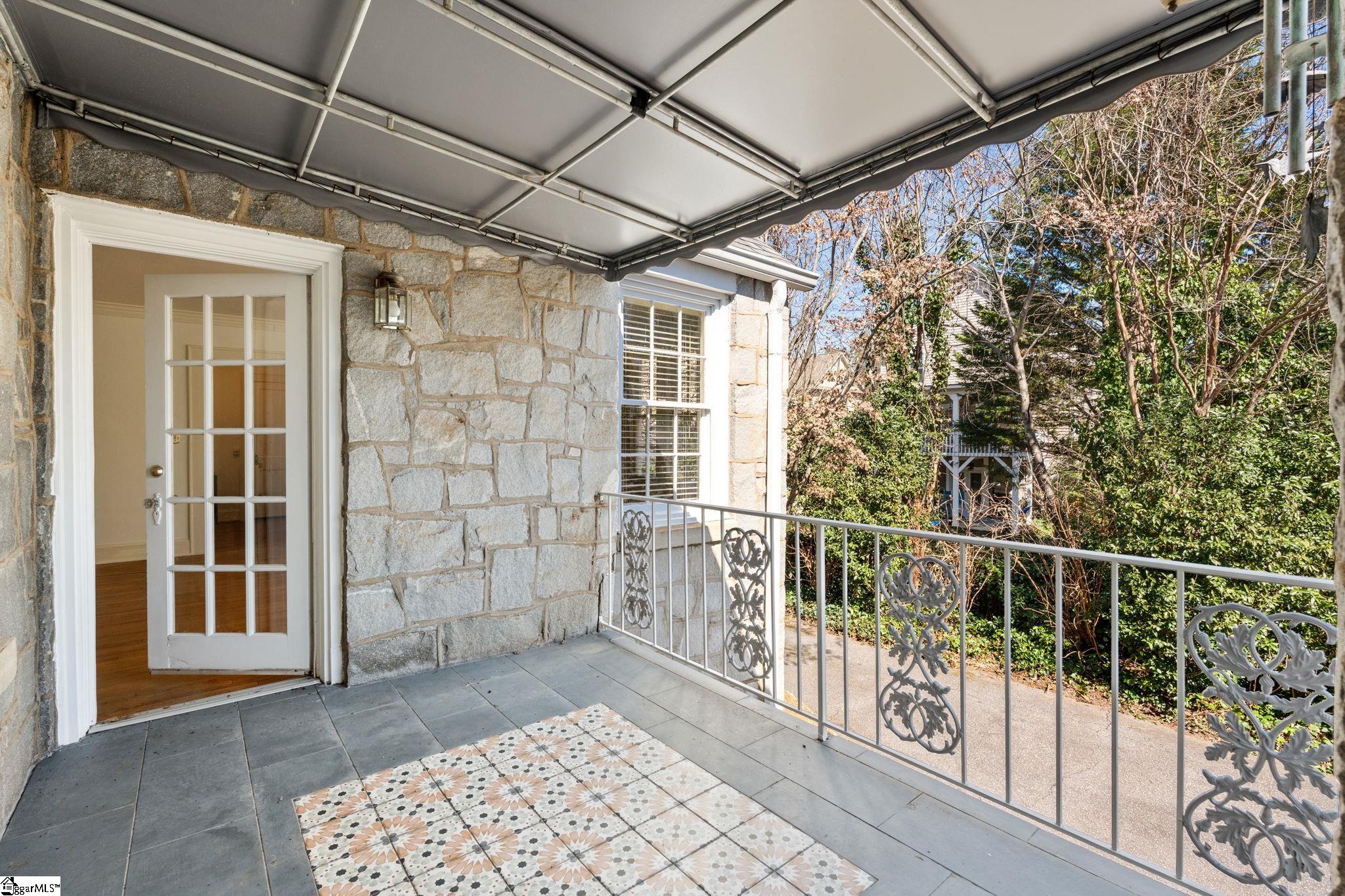 47 Douglas Drive