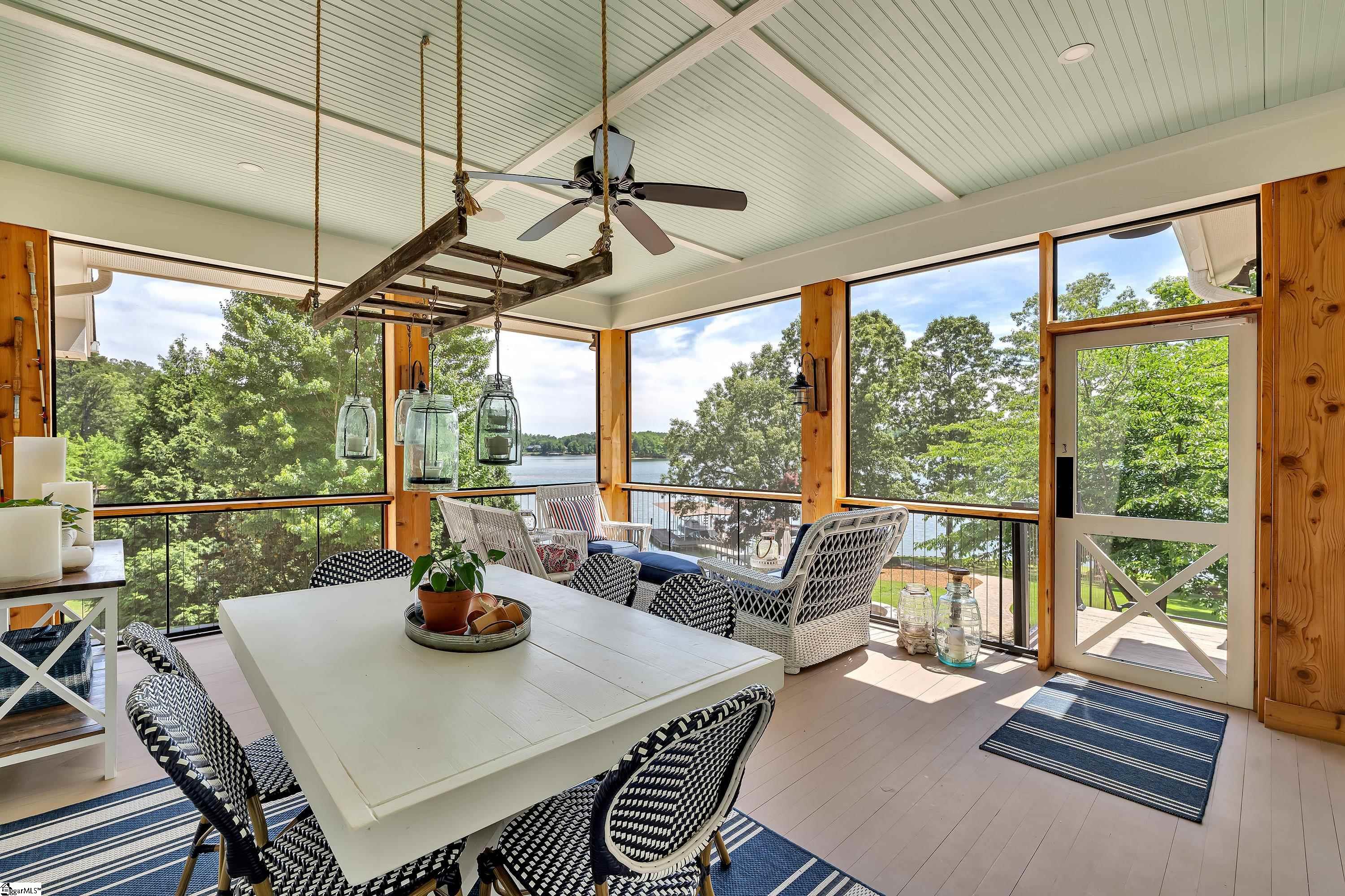 105 Meadowcrest Drive