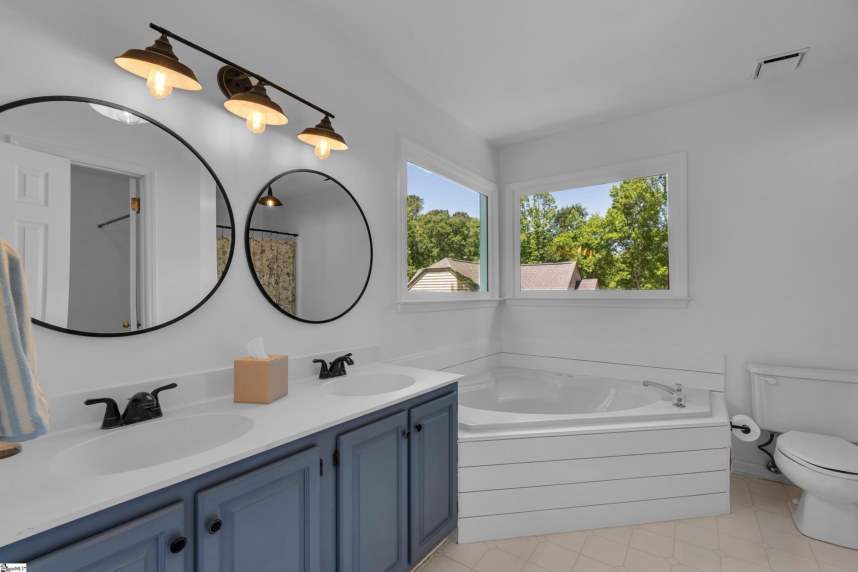 1 Indian Laurel Court