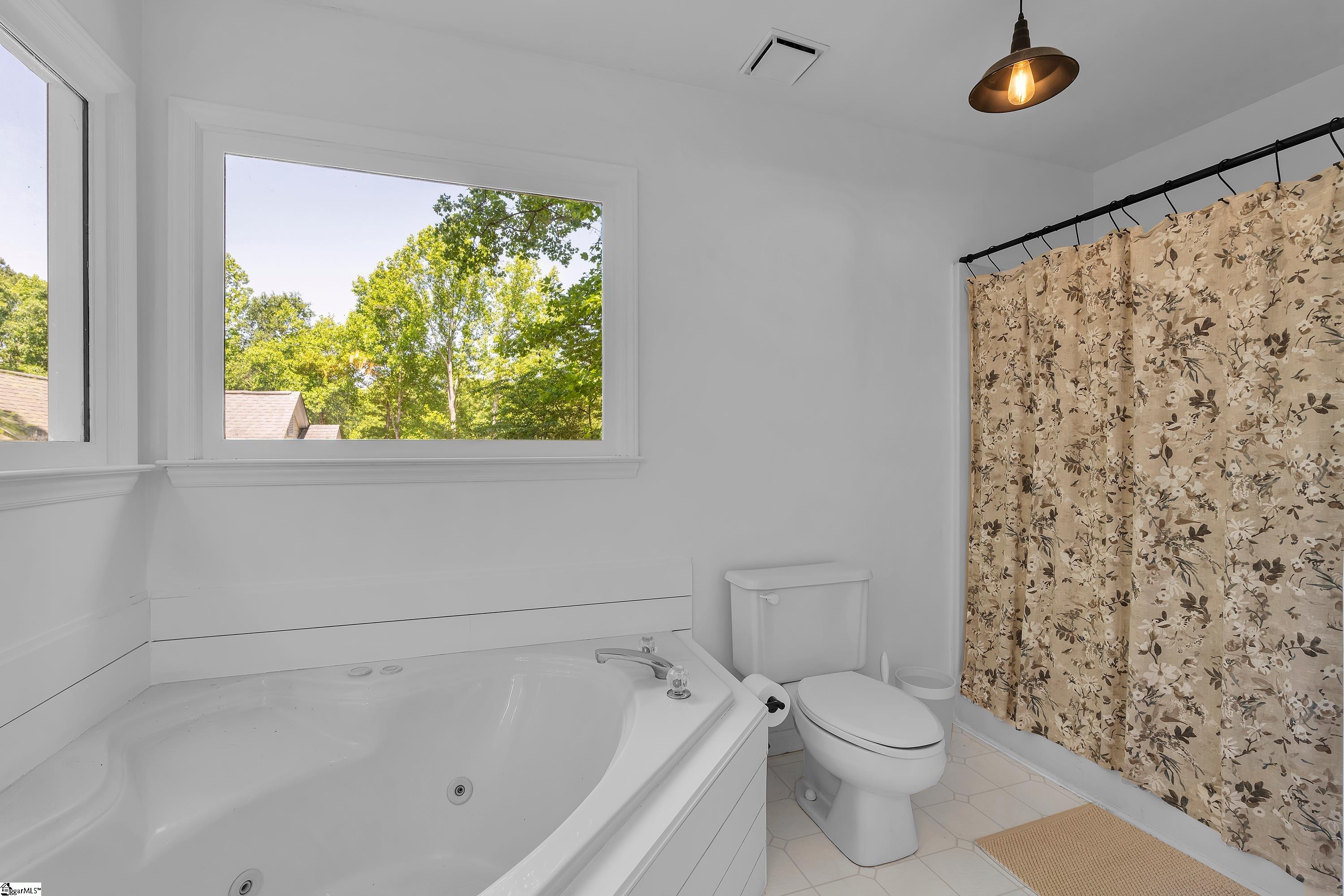 1 Indian Laurel Court