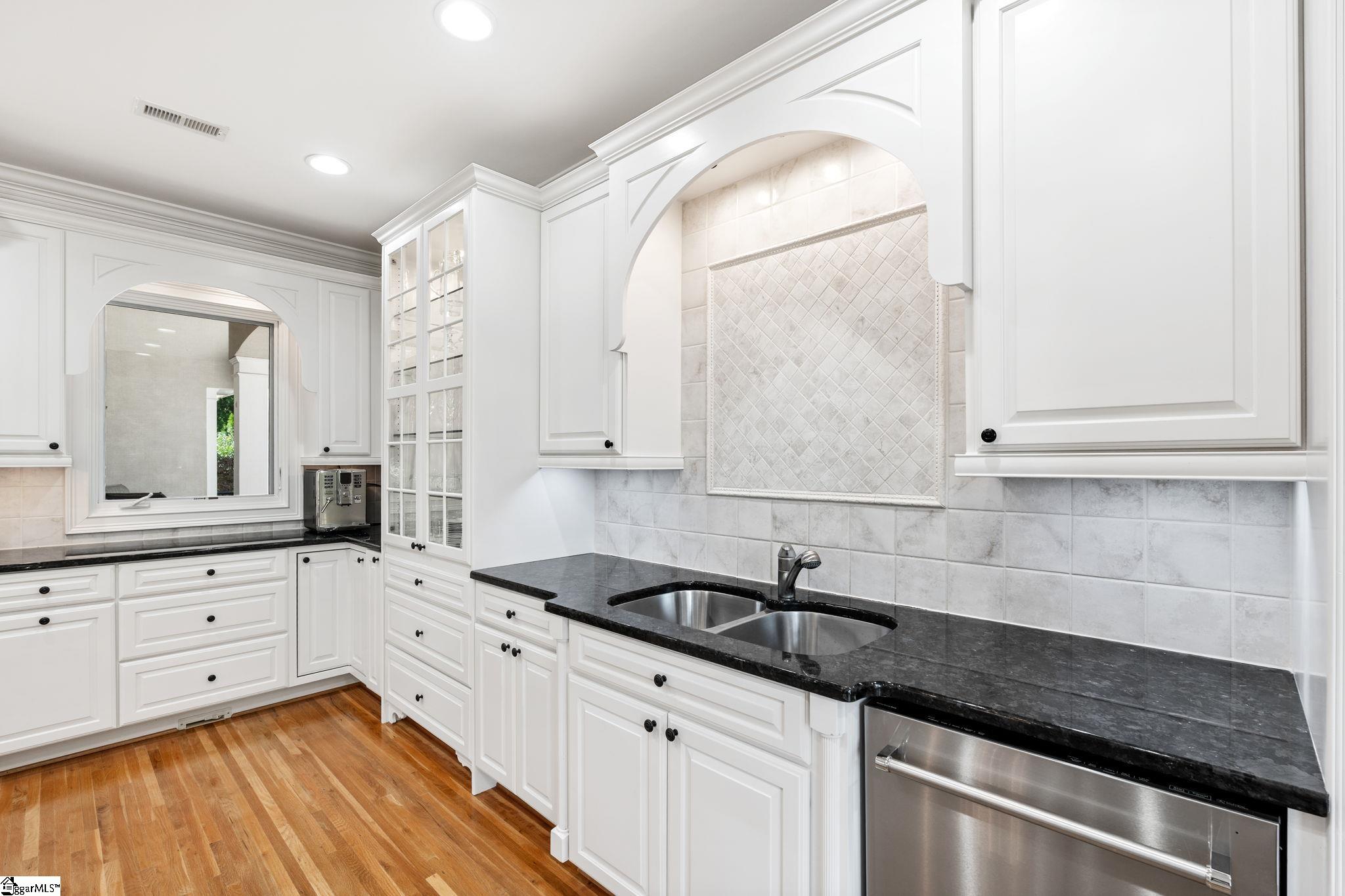 216 Bruce Farm Road