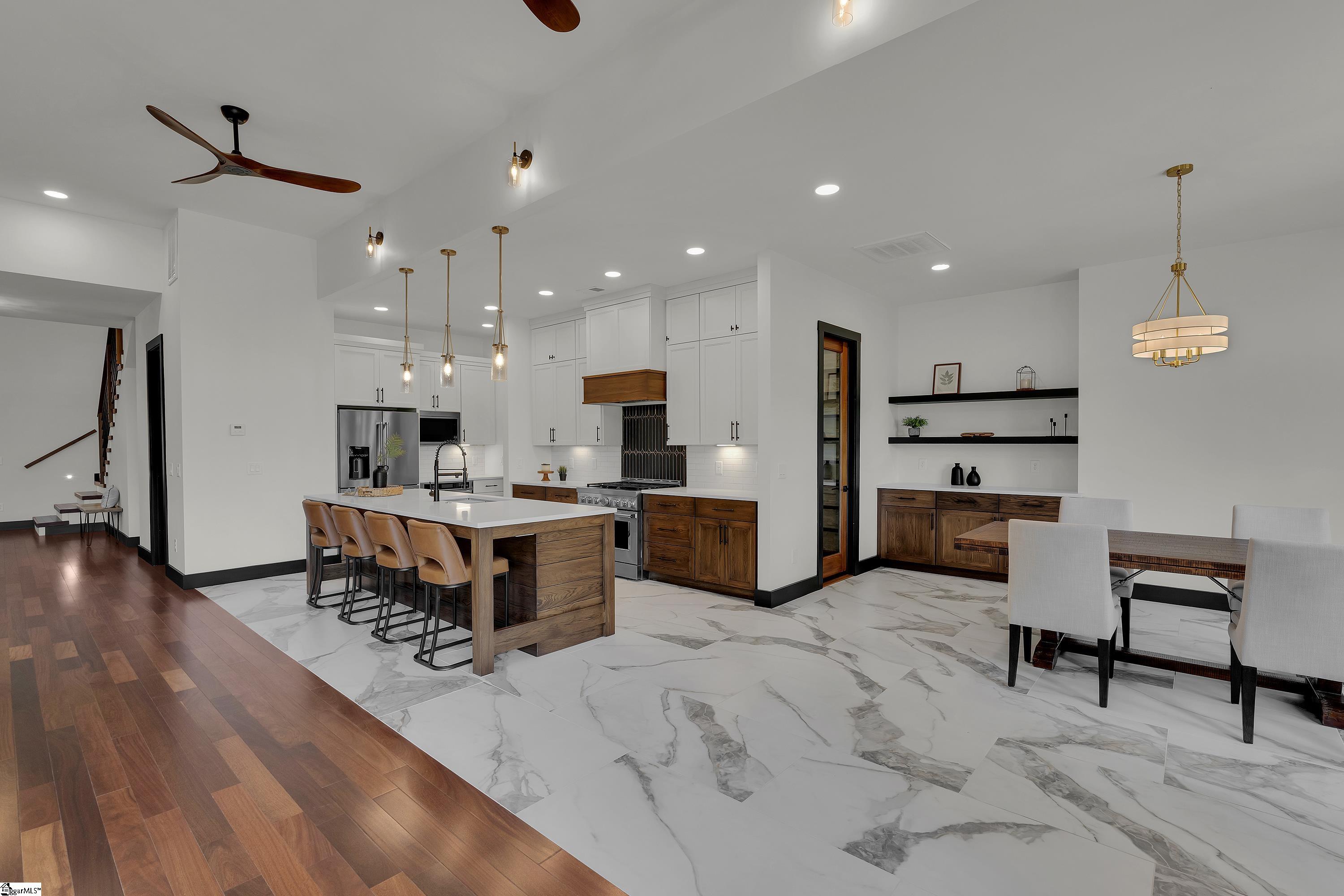 4014 Hardwood Pointe Drive