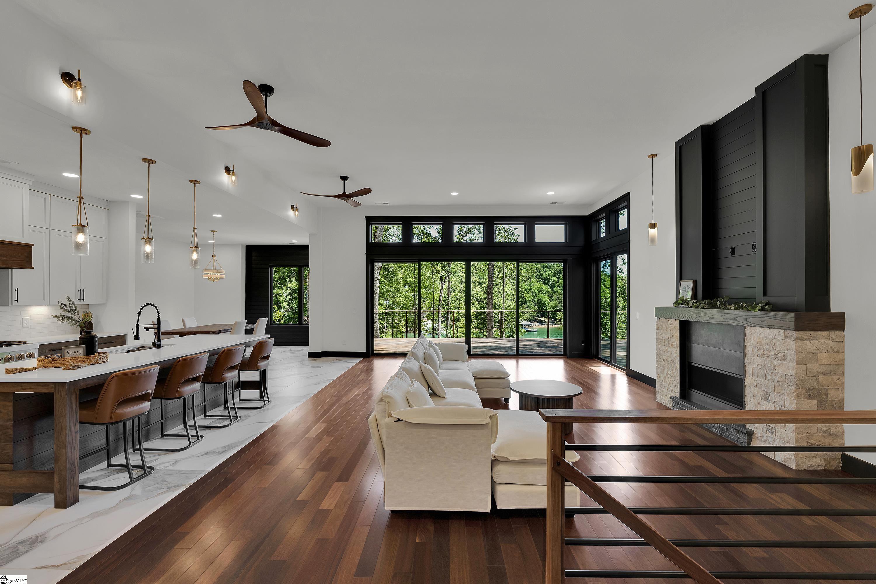4014 Hardwood Pointe Drive