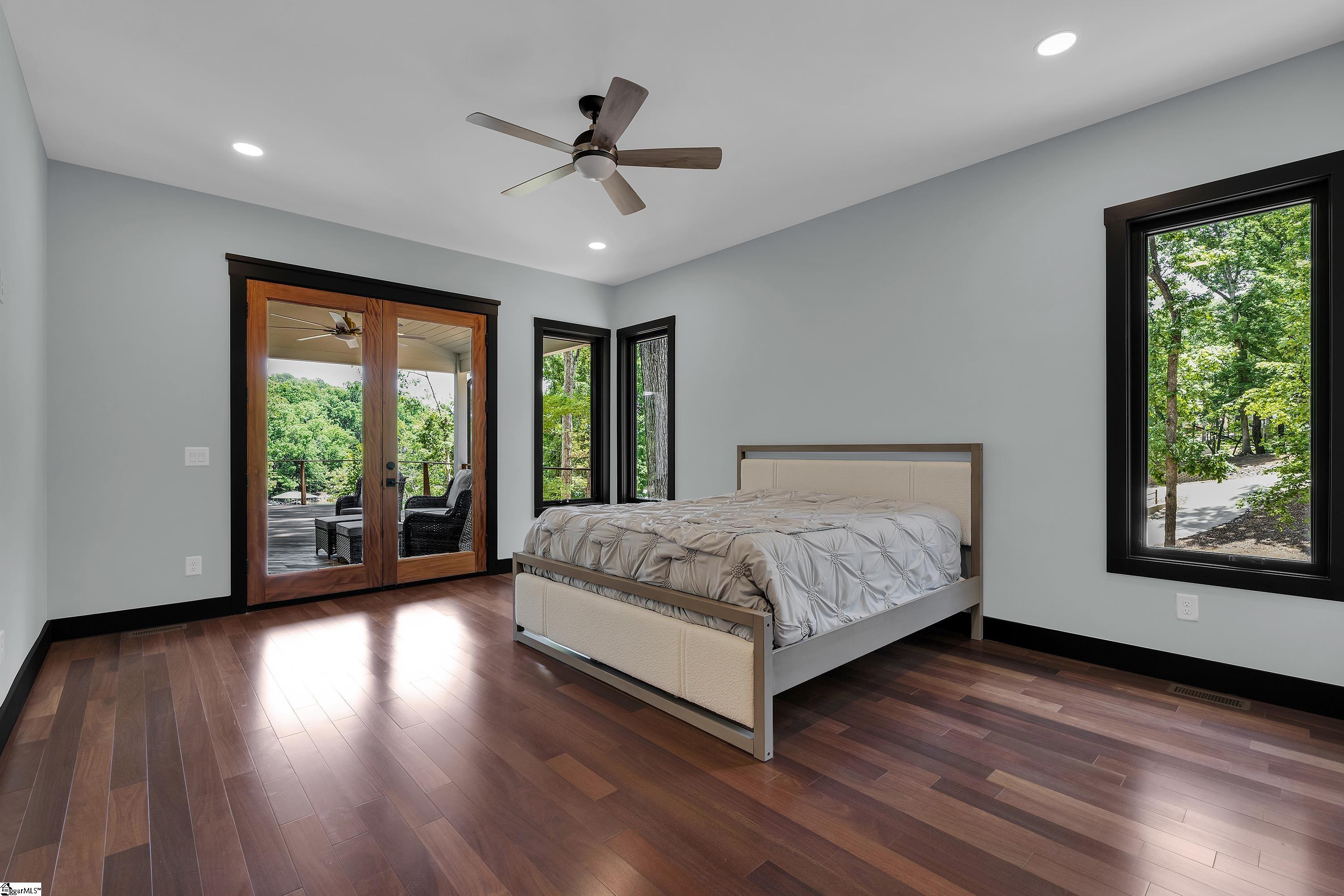 4014 Hardwood Pointe Drive