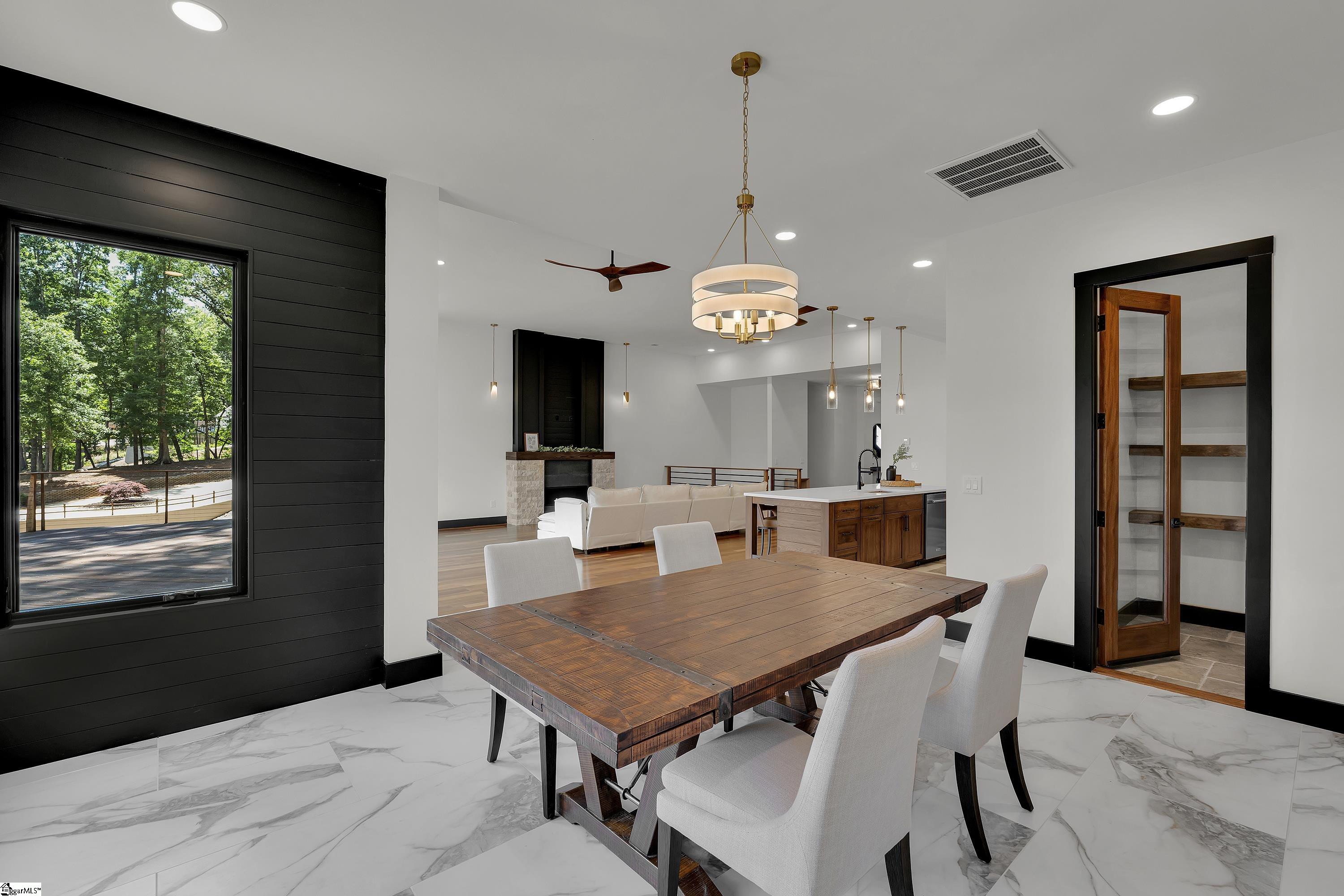 4014 Hardwood Pointe Drive