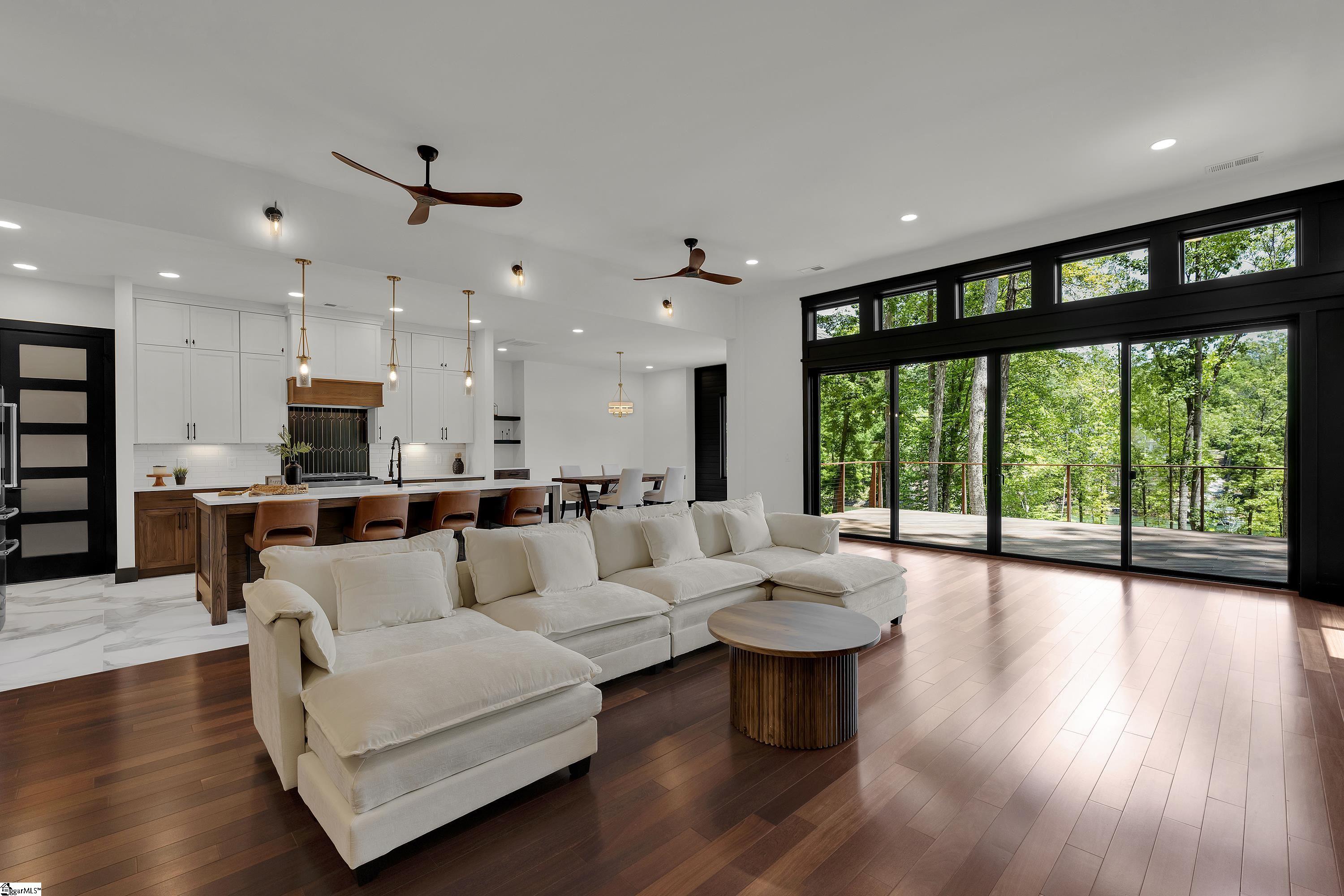 4014 Hardwood Pointe Drive