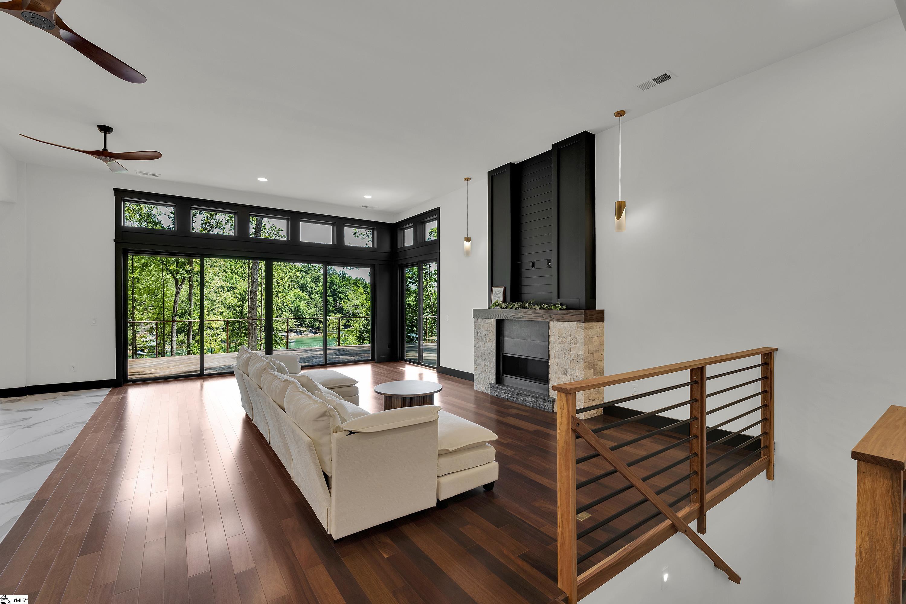 4014 Hardwood Pointe Drive