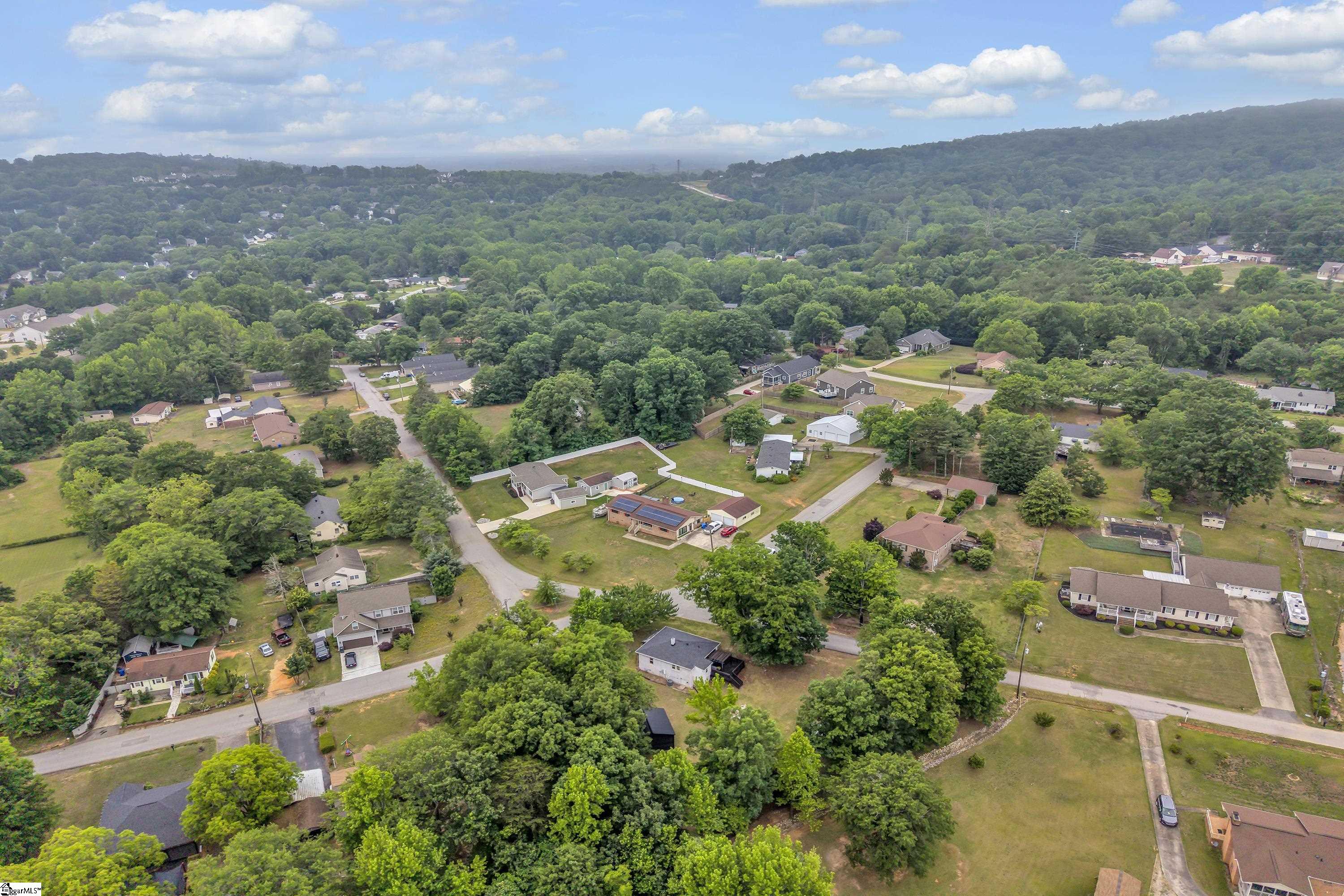 416 W Belvue Road