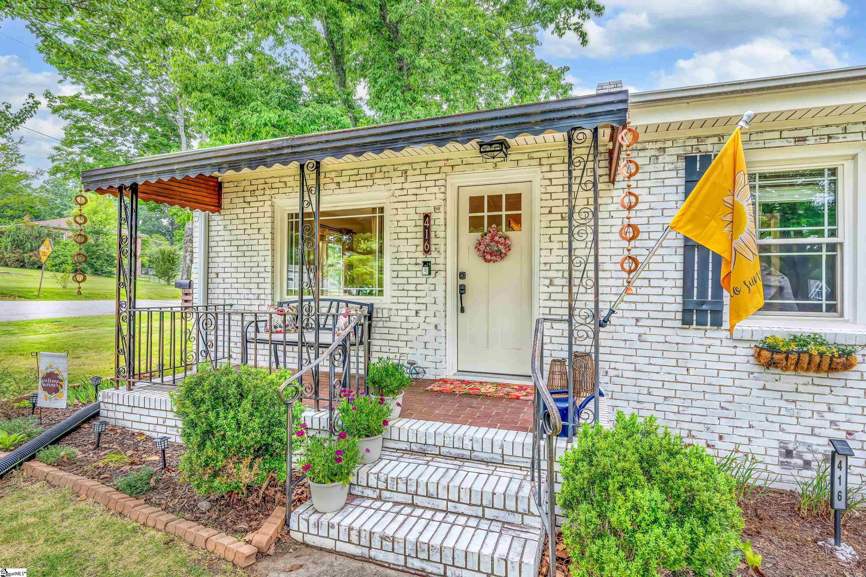 416 W Belvue Road