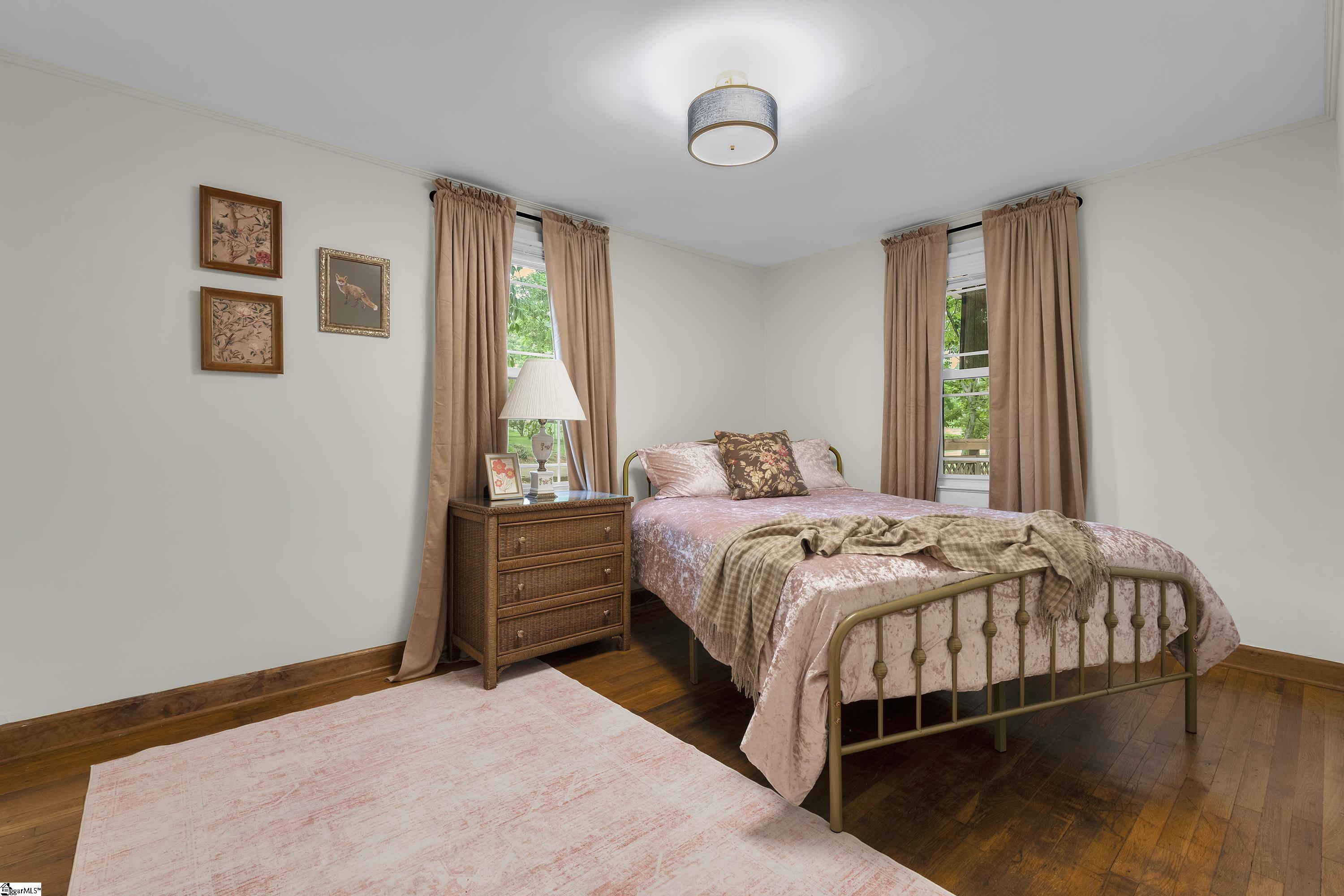 416 W Belvue Road