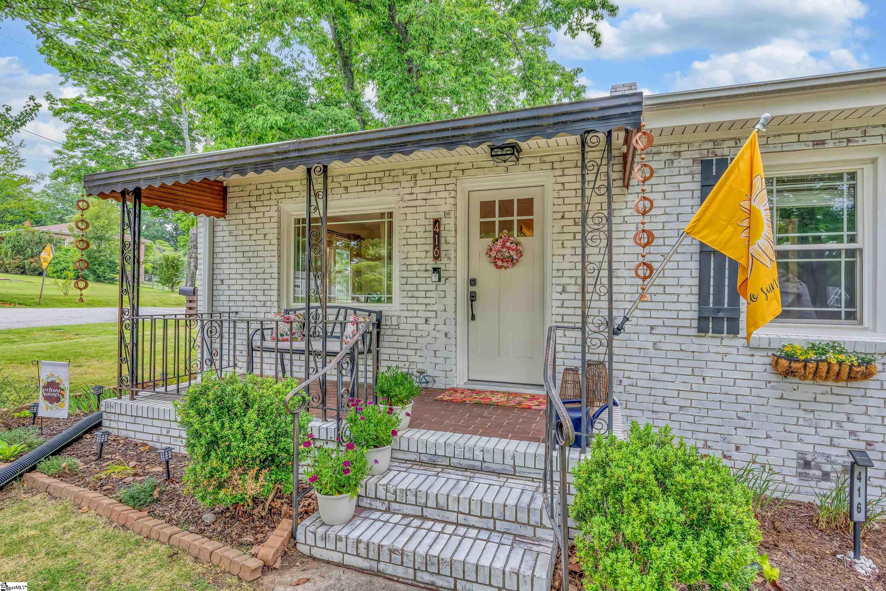 416 W Belvue Road