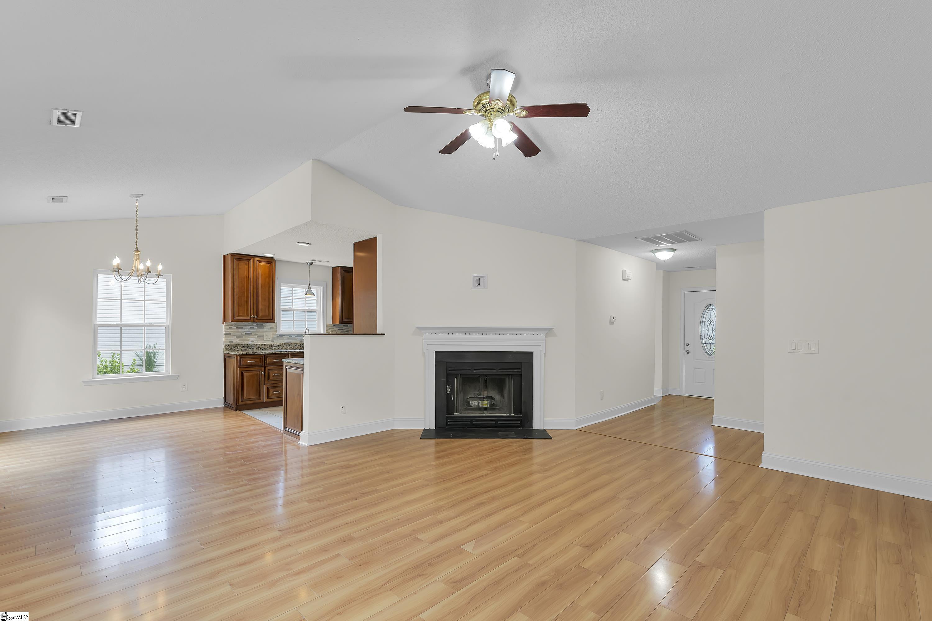 4 Raleigh Court