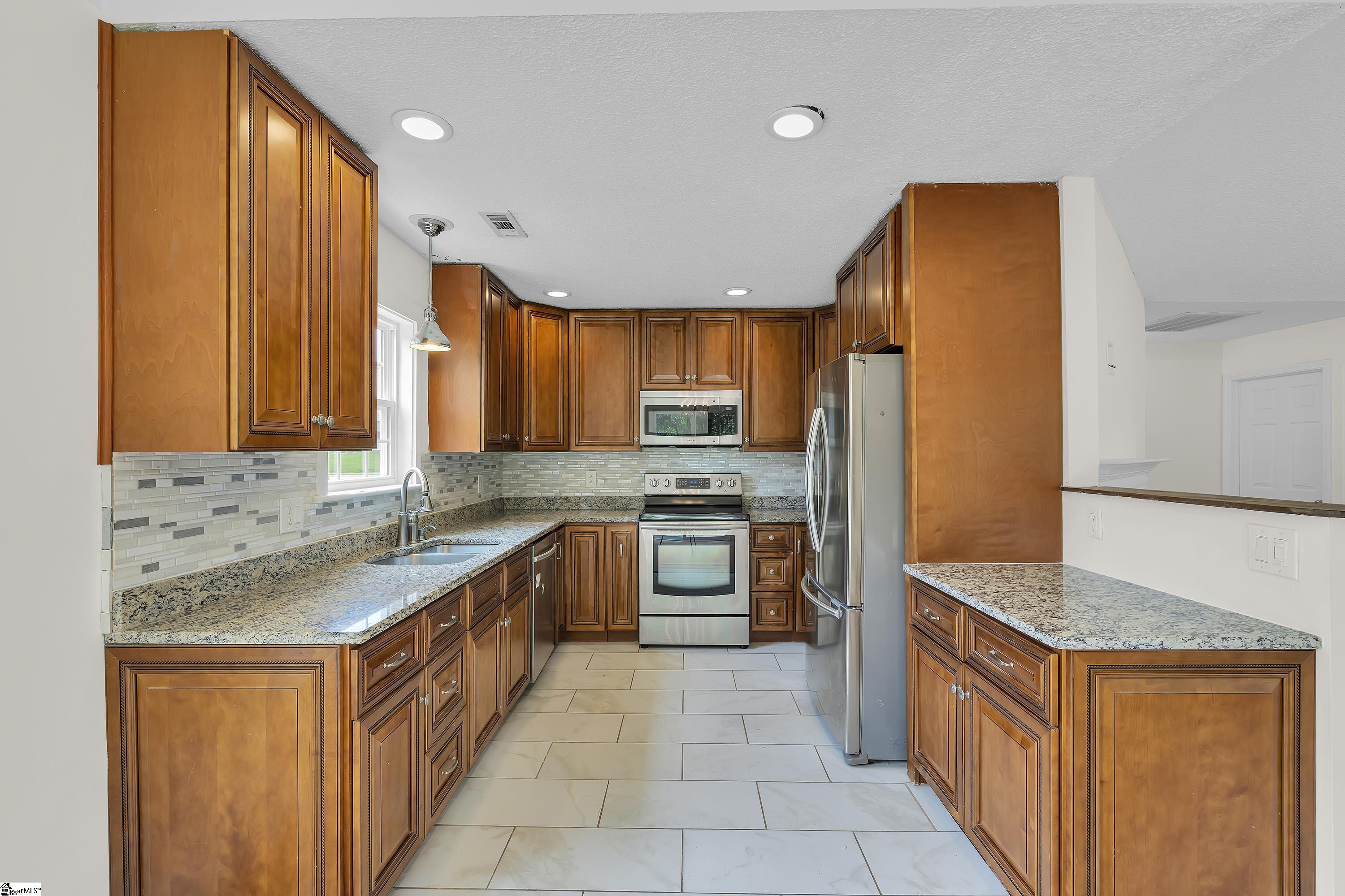 4 Raleigh Court